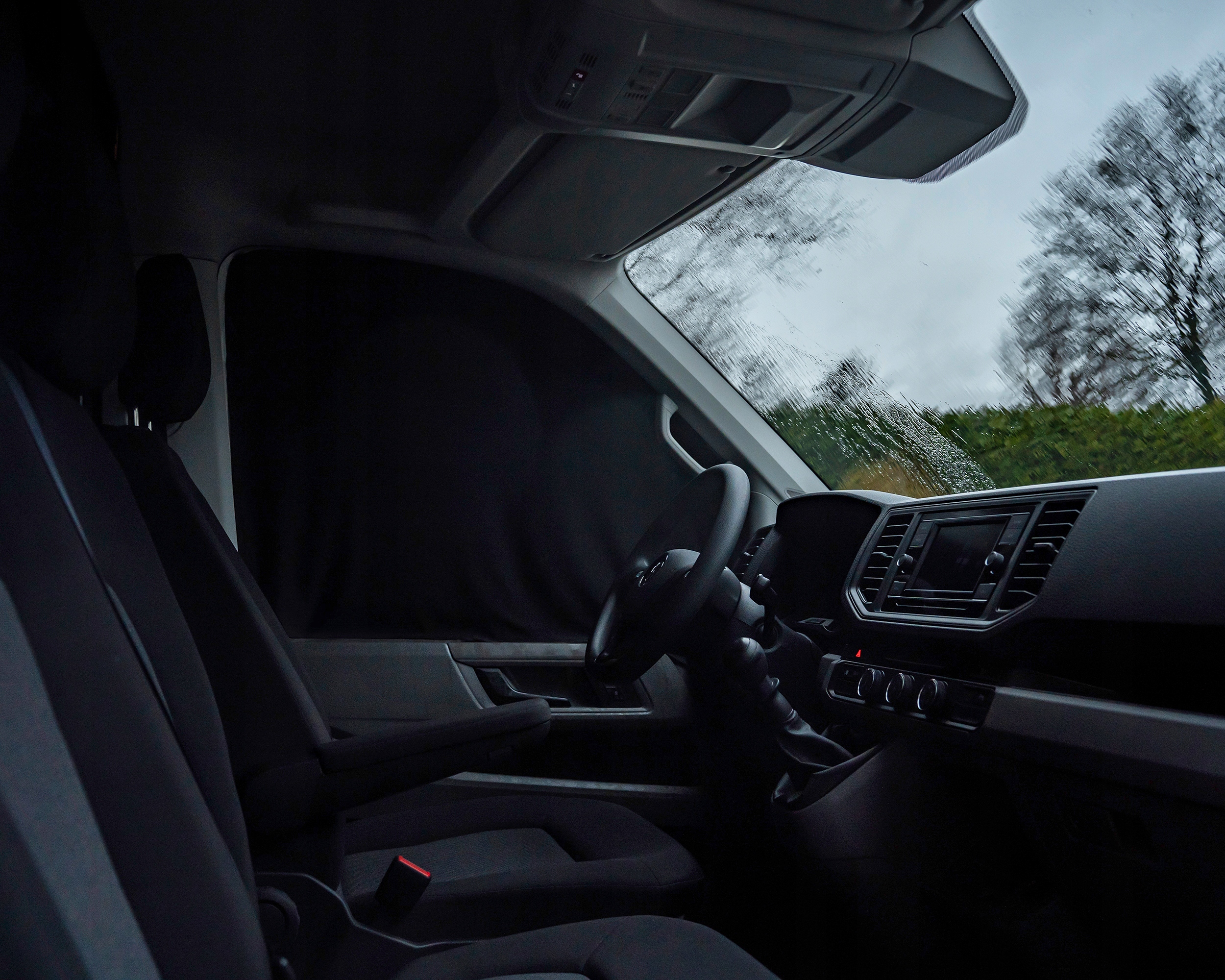 Zasłony zaciemniające przeciwsłoneczne do PEUGEOT TRAVELLER 2017- | 3szt. EAN (GTIN) 5906573009325