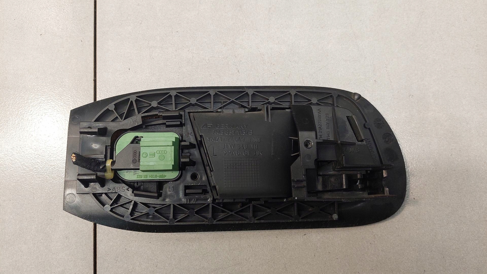 handle inner left front SHARAN 1.9 TDI FL