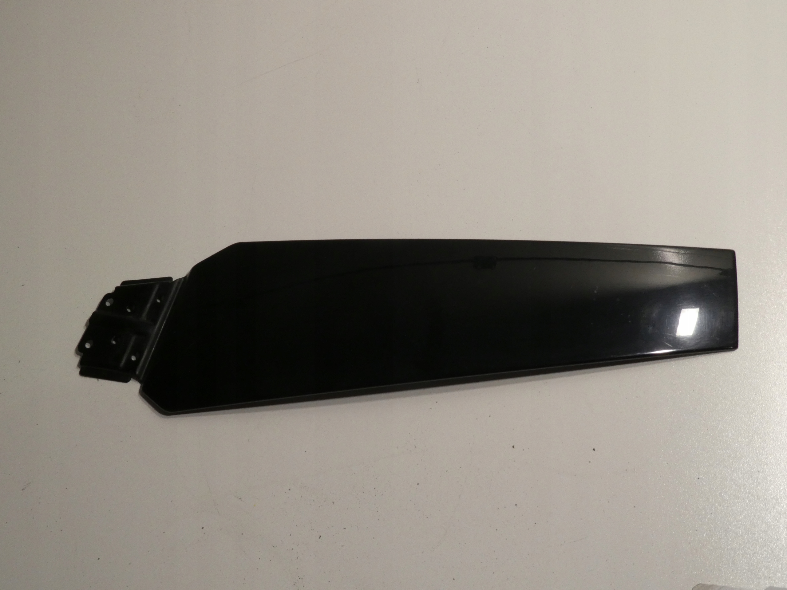 AUDI A5 8T Blende Abdeckung SLUPKA 8T8853290