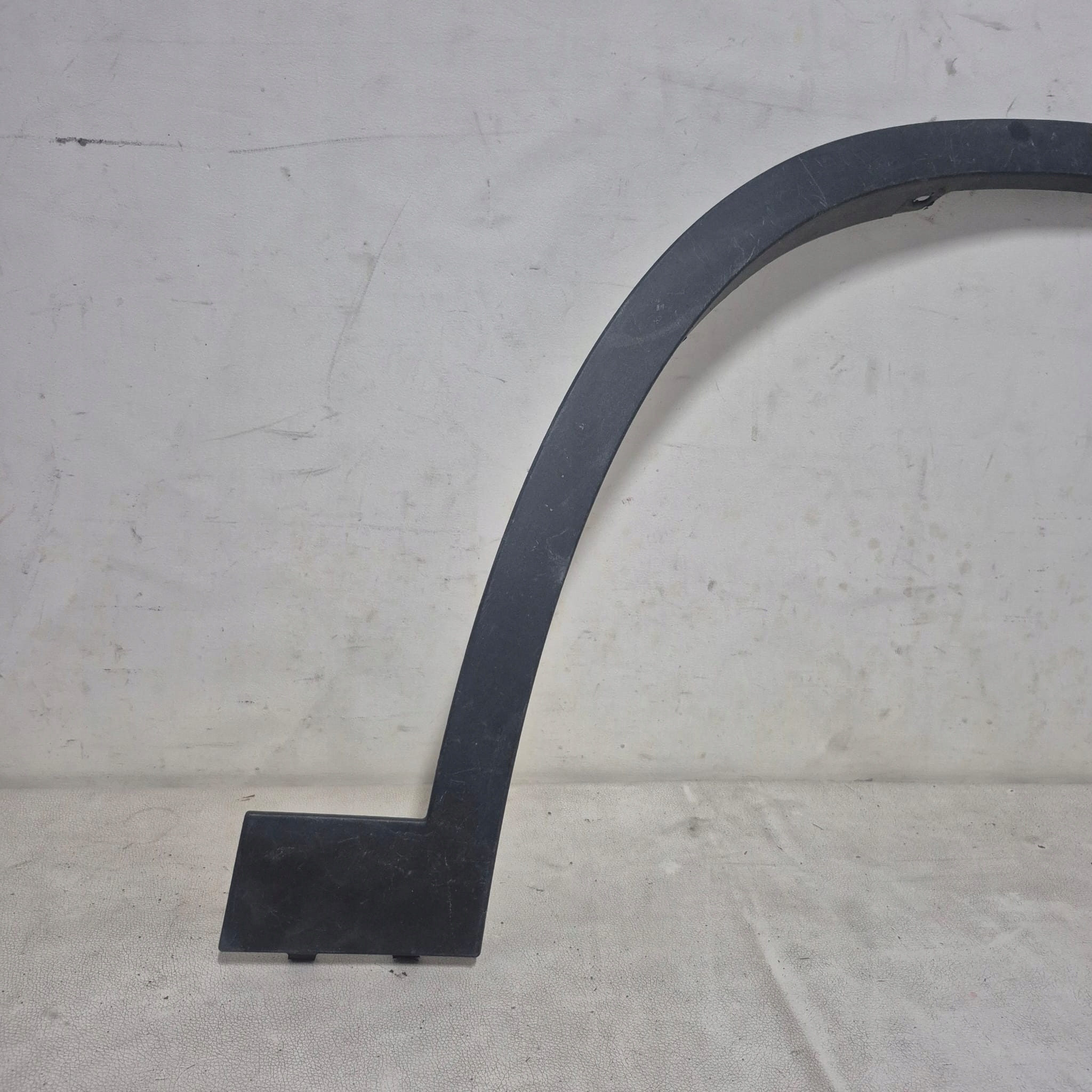 BMW X1 F48 15-22 moulding cap right front