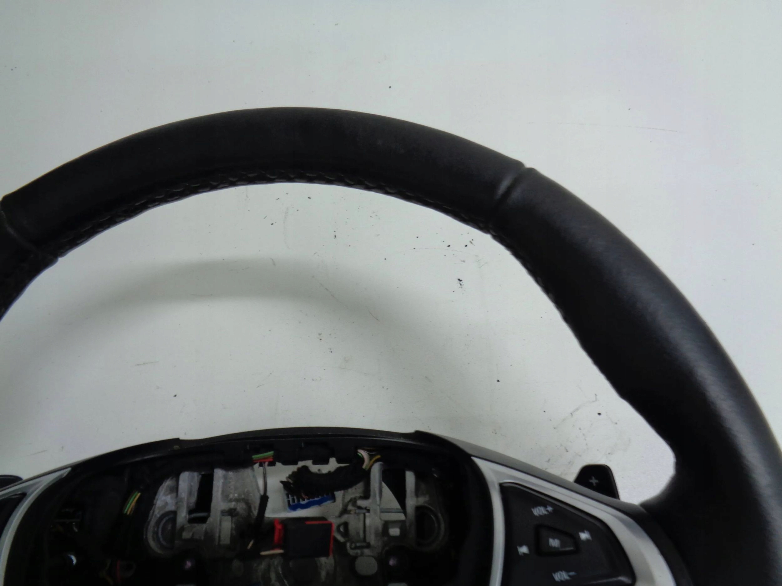 FORD MONDEO MK5 S-MAX steering wheel, leather MULTIFUNKACJA with shifting DS73-3600-LP