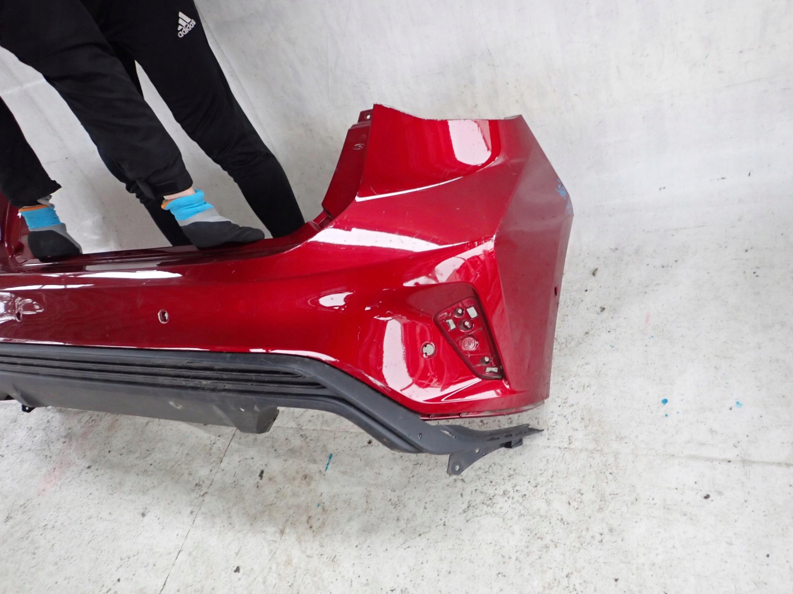 FORD FOCUS MK4 ST-LINE 18- bumper rear part rear 6PDC