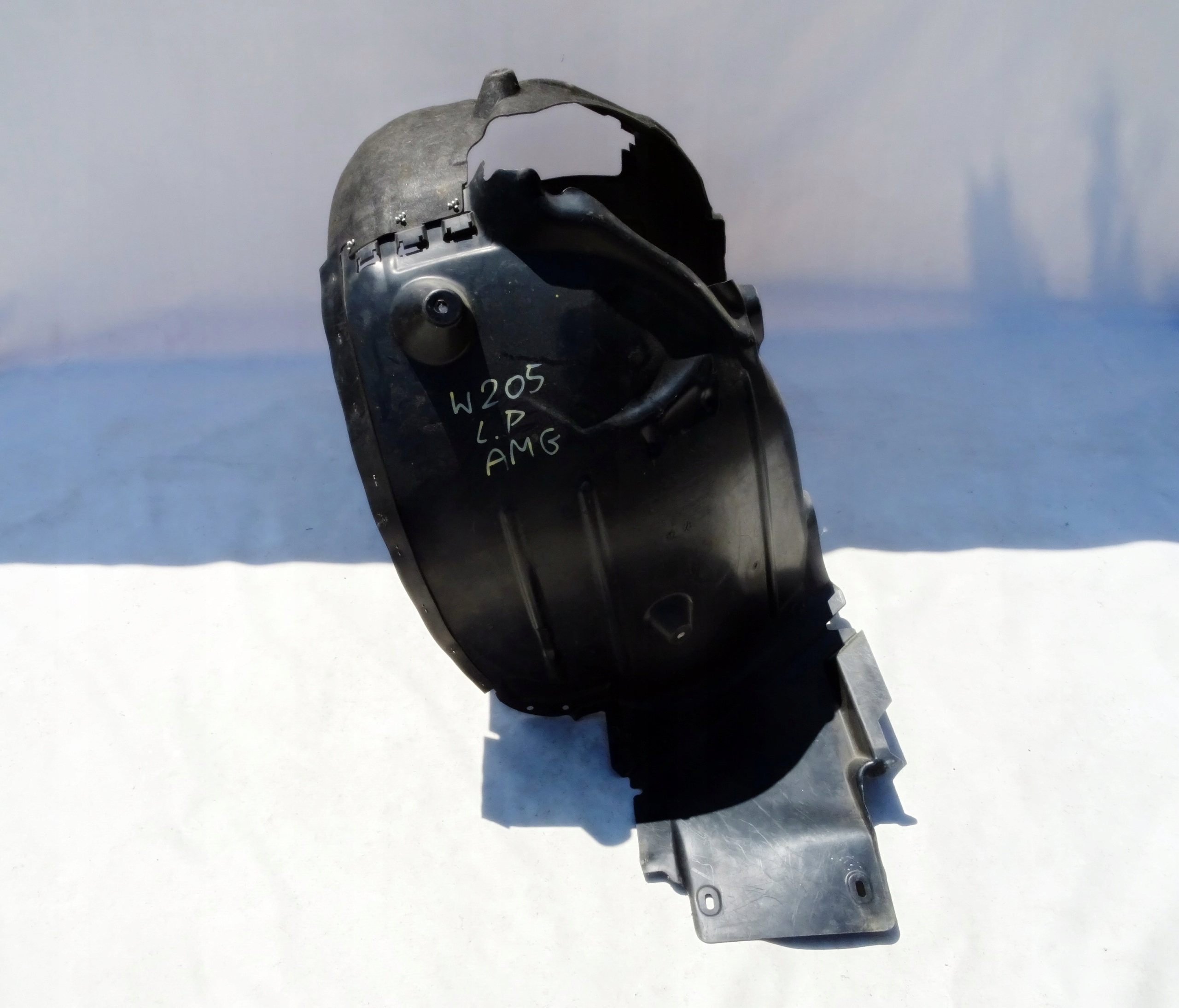 NADKOLE LEWE PRZEDNIE MERCEDES W205 AMG KLASA-C