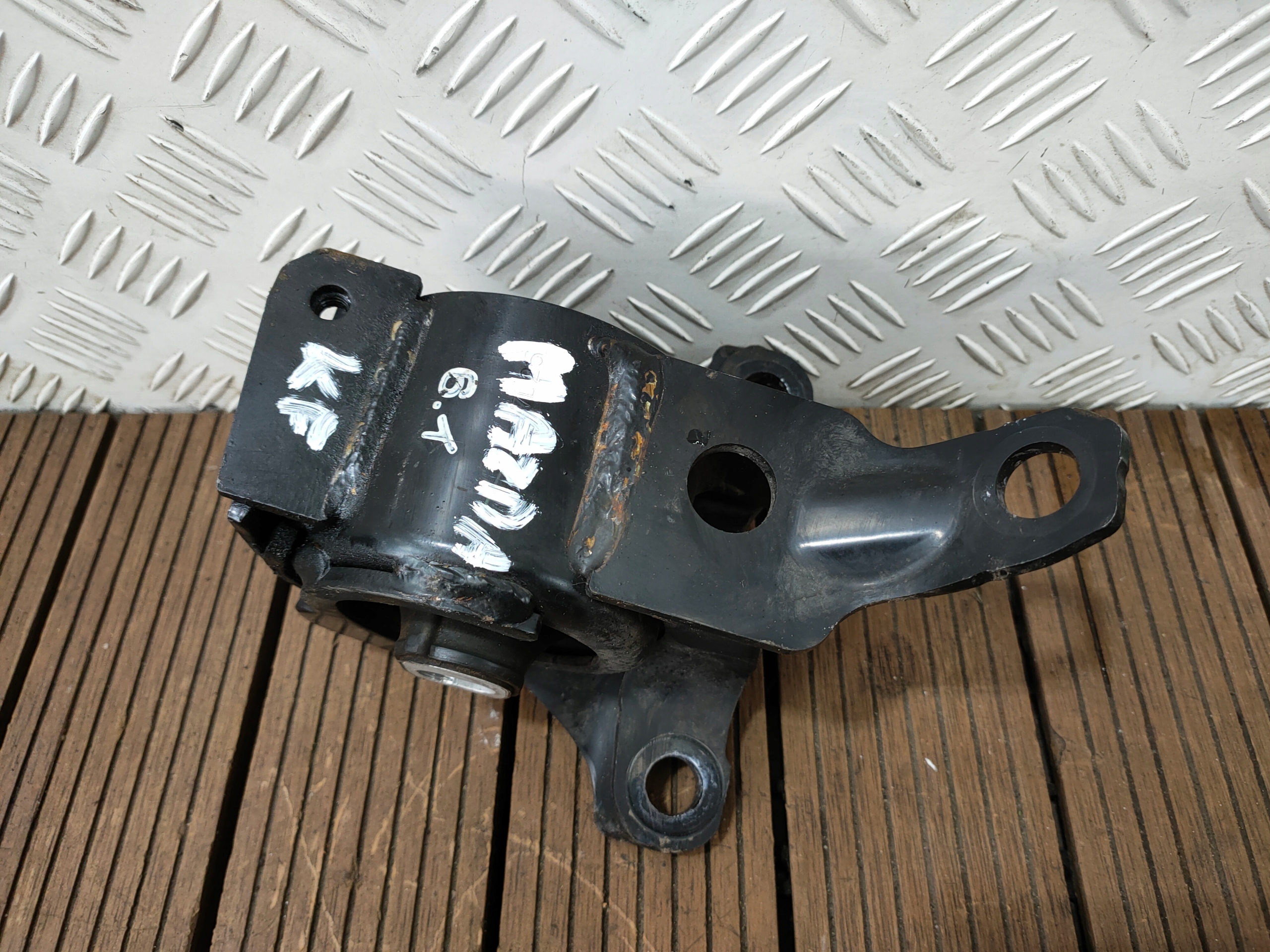 MAZDA CX-5 II KF 17-22 2.0B PE01 holder engine mount OE