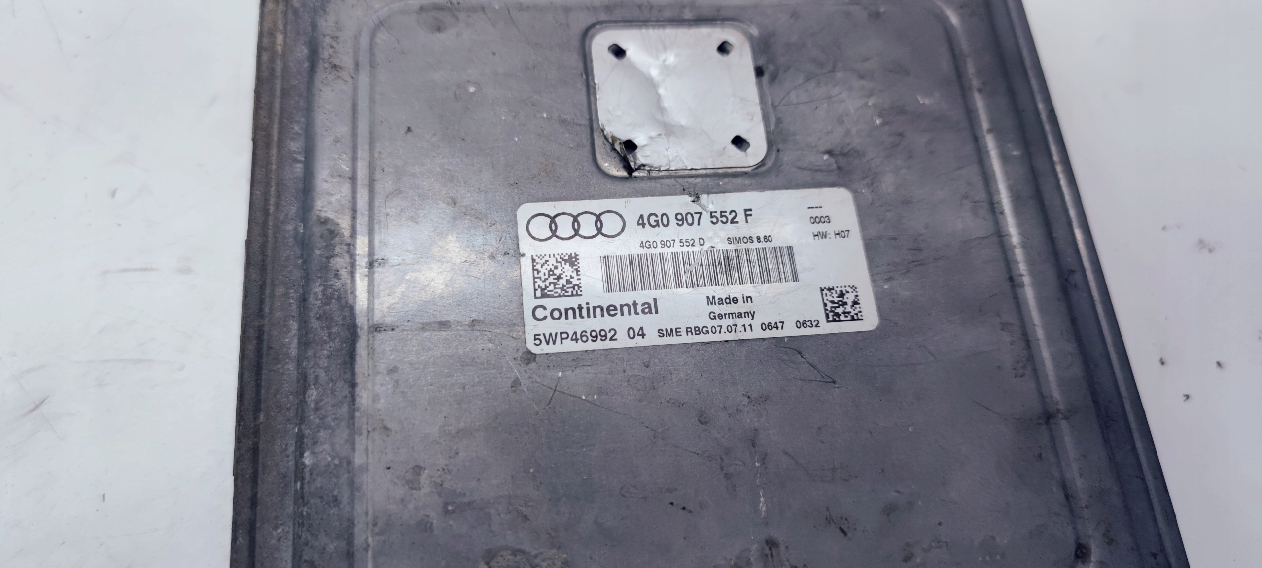 control unit of the engine AUDI A6 C7 A7 2.8 FSI 4G0907552F