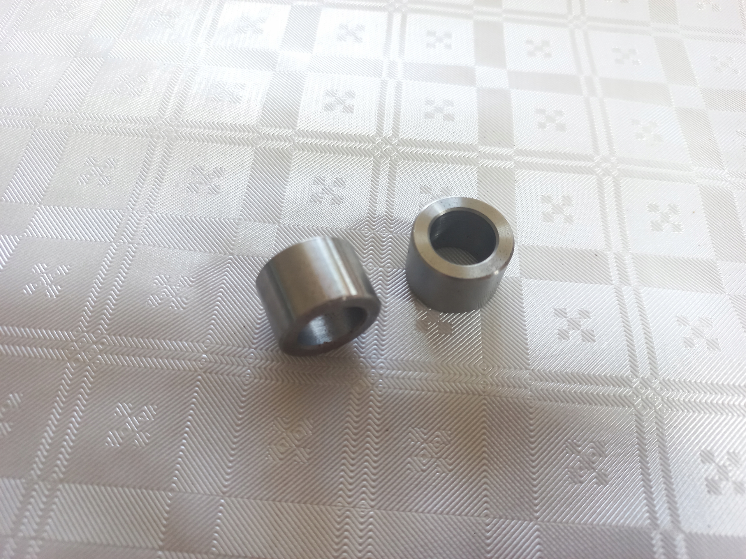 TULEJKA POD ZĘBATKĘ ROMET KOMAR MOTORYNKA 13MM