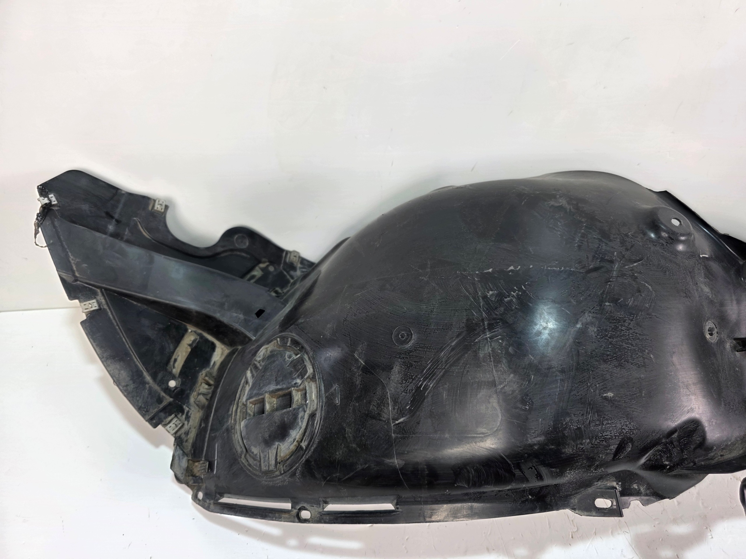 mudguard right front POLO VI 2G0 2GS805911A