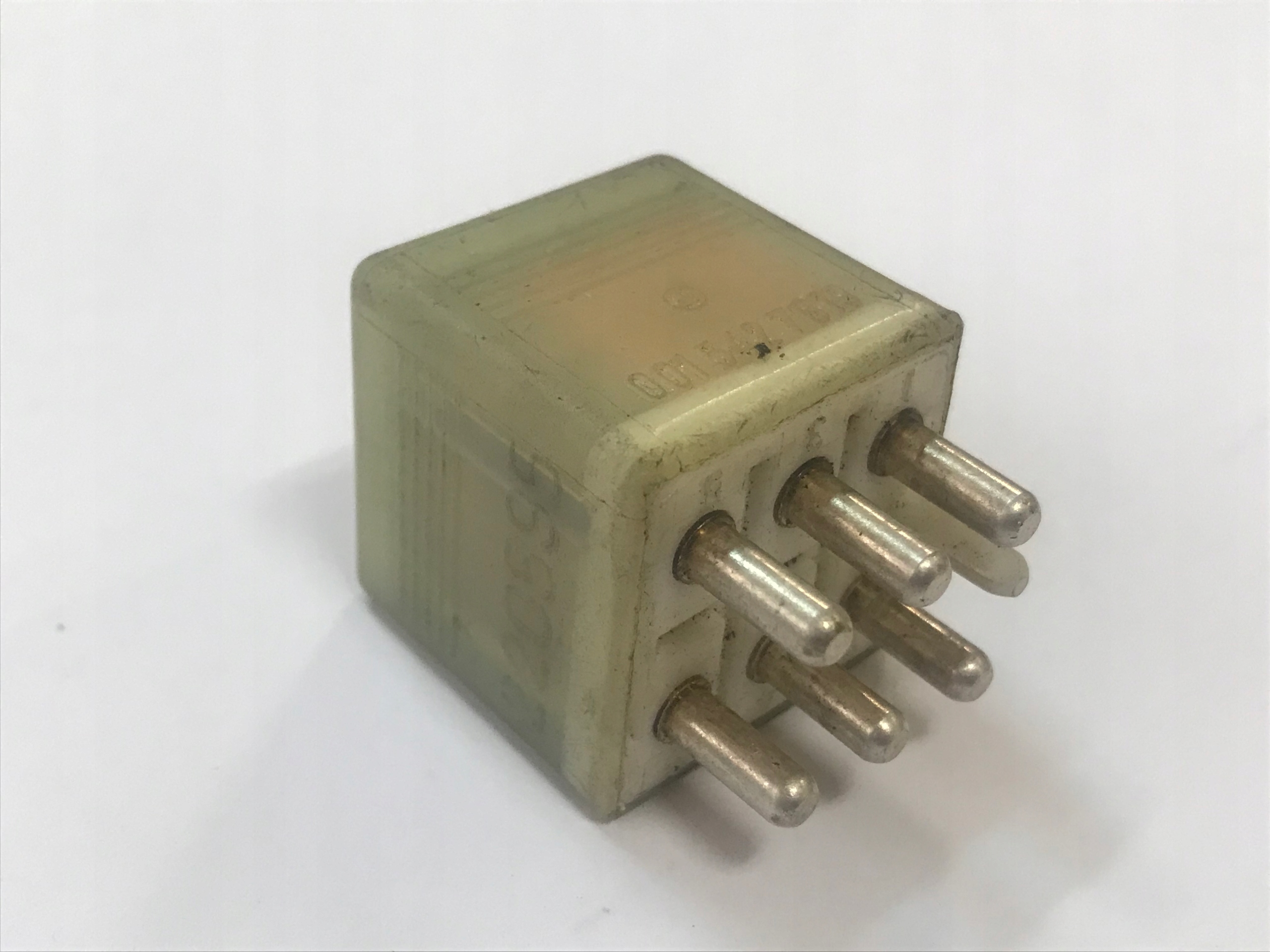 Реле Mercedes-Benz OE 0015427819