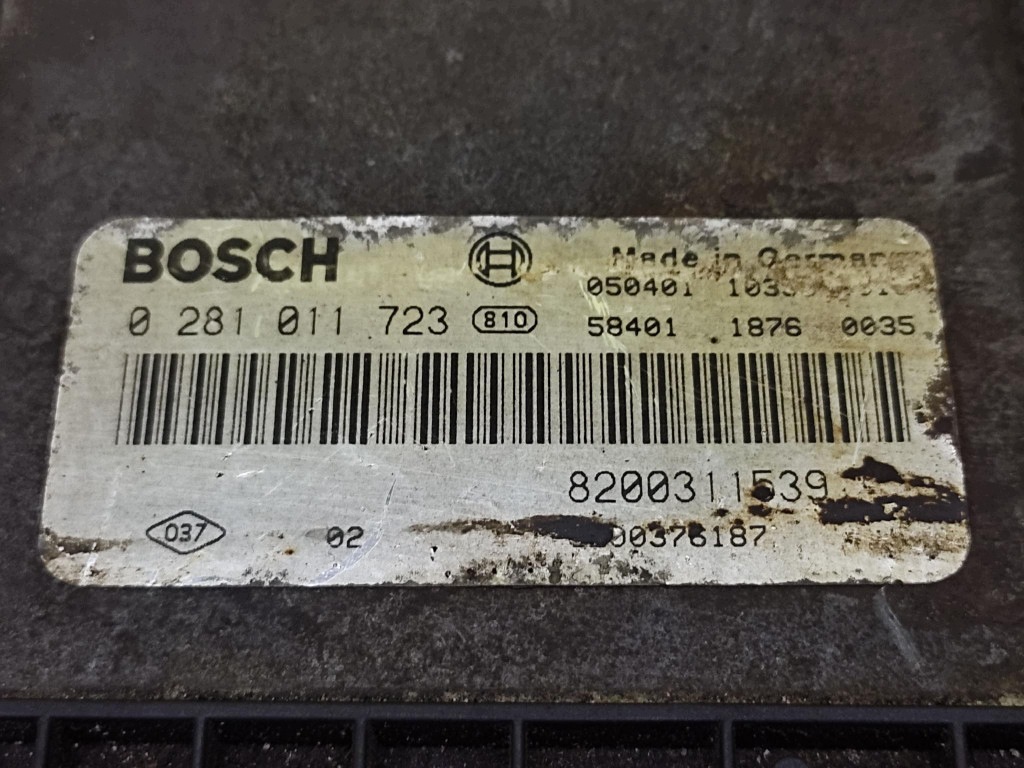 RENAULT LAGUNA II control unit of the engine 0281011723
