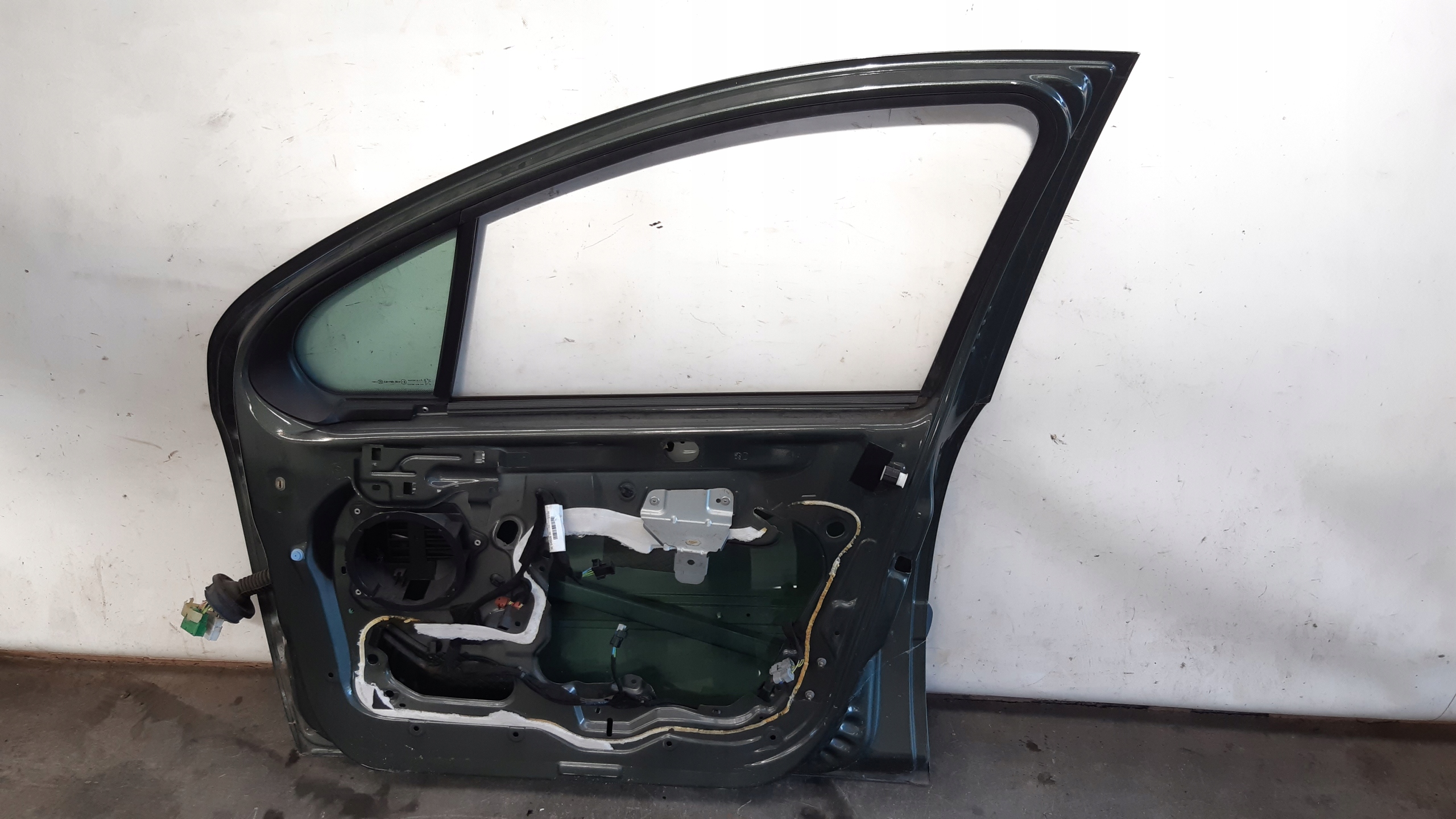 door right front EZQ Peugeot 207 SW