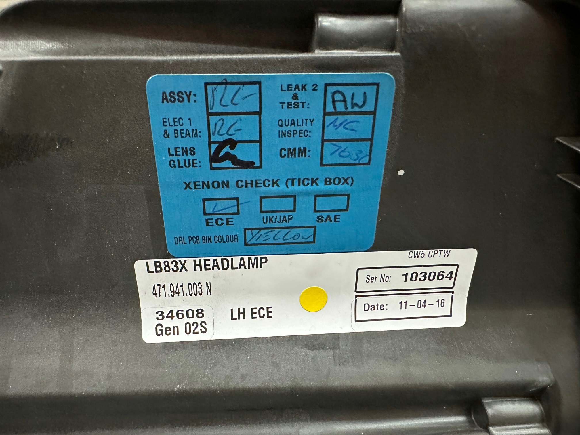 LAMBORGHINI AVENTADOR REFLEKTOR LEWY 471941003 Rodzaj świateł mijania Ksenonowe