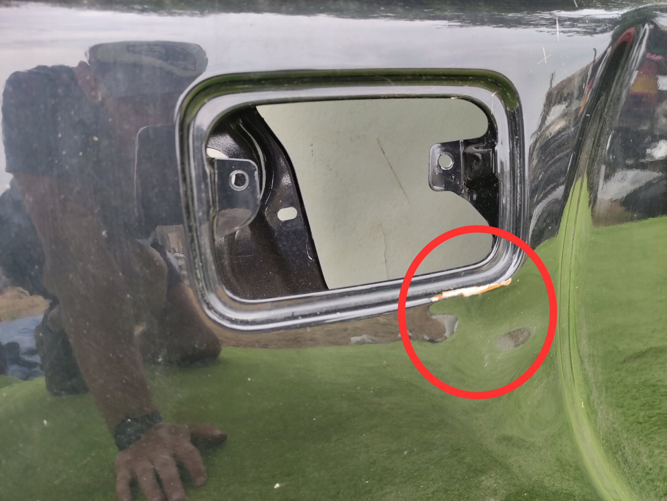 SUZUKI JIMNY 18- KLAPA BAGAŻNIKA TYŁ TYLNA Jakość części (zgodnie z GVO) O - oryginał z logo producenta pojazdu (OE)