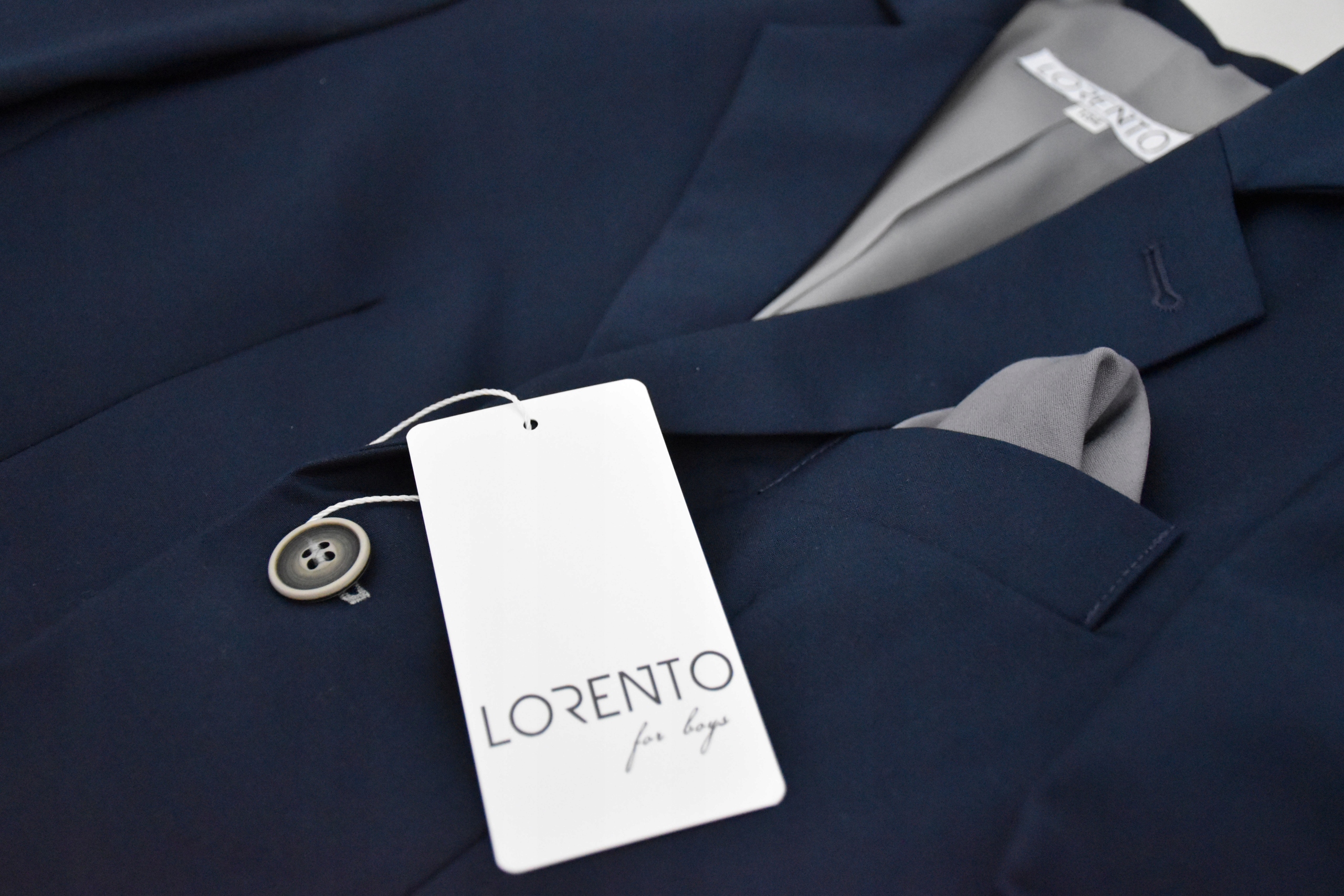 GARNITUR CHŁOPIĘCY granatowy Lorento elegancki na podszewce 158 slim Rozmiar 158