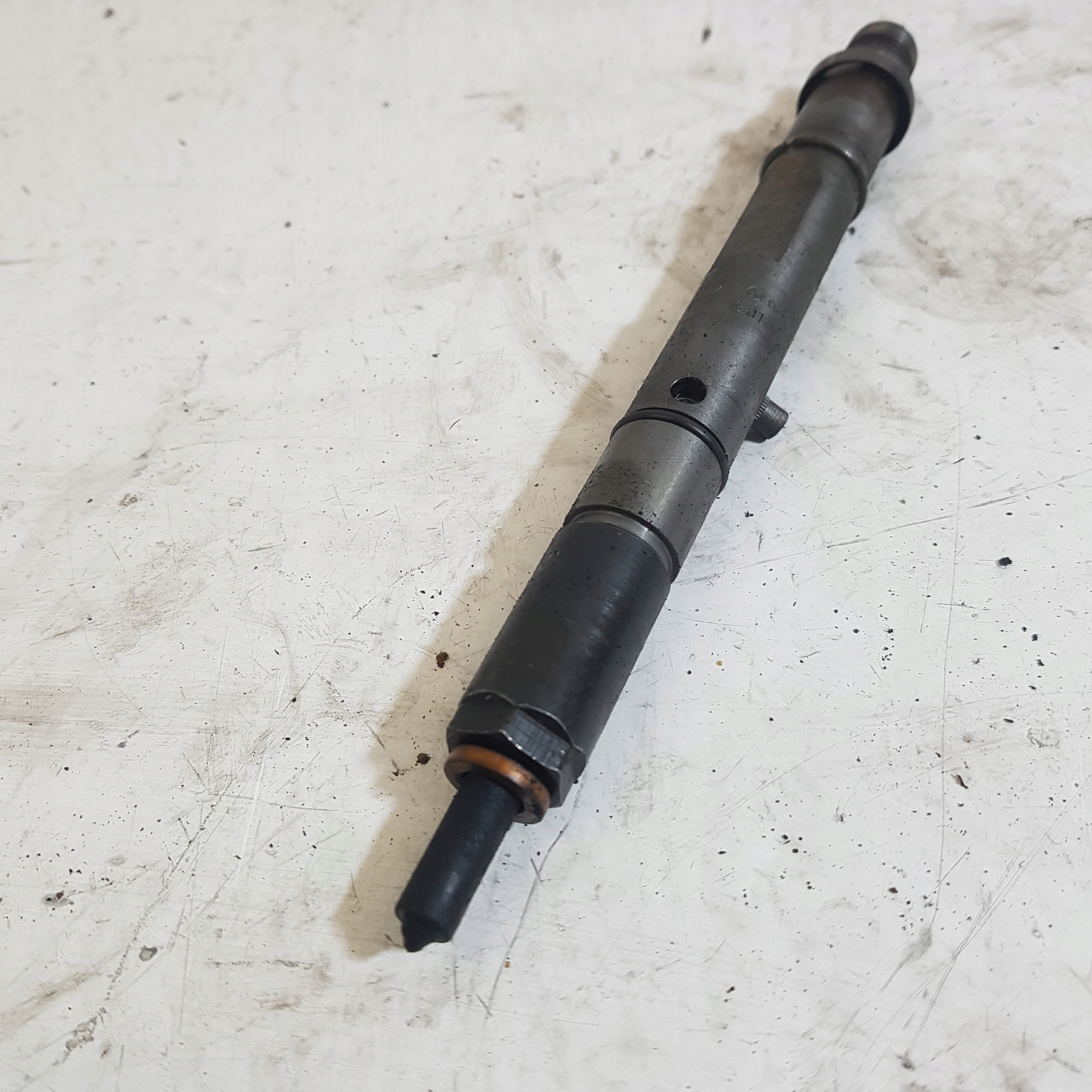 nozzle injector AUDI A6-C5 059130201F