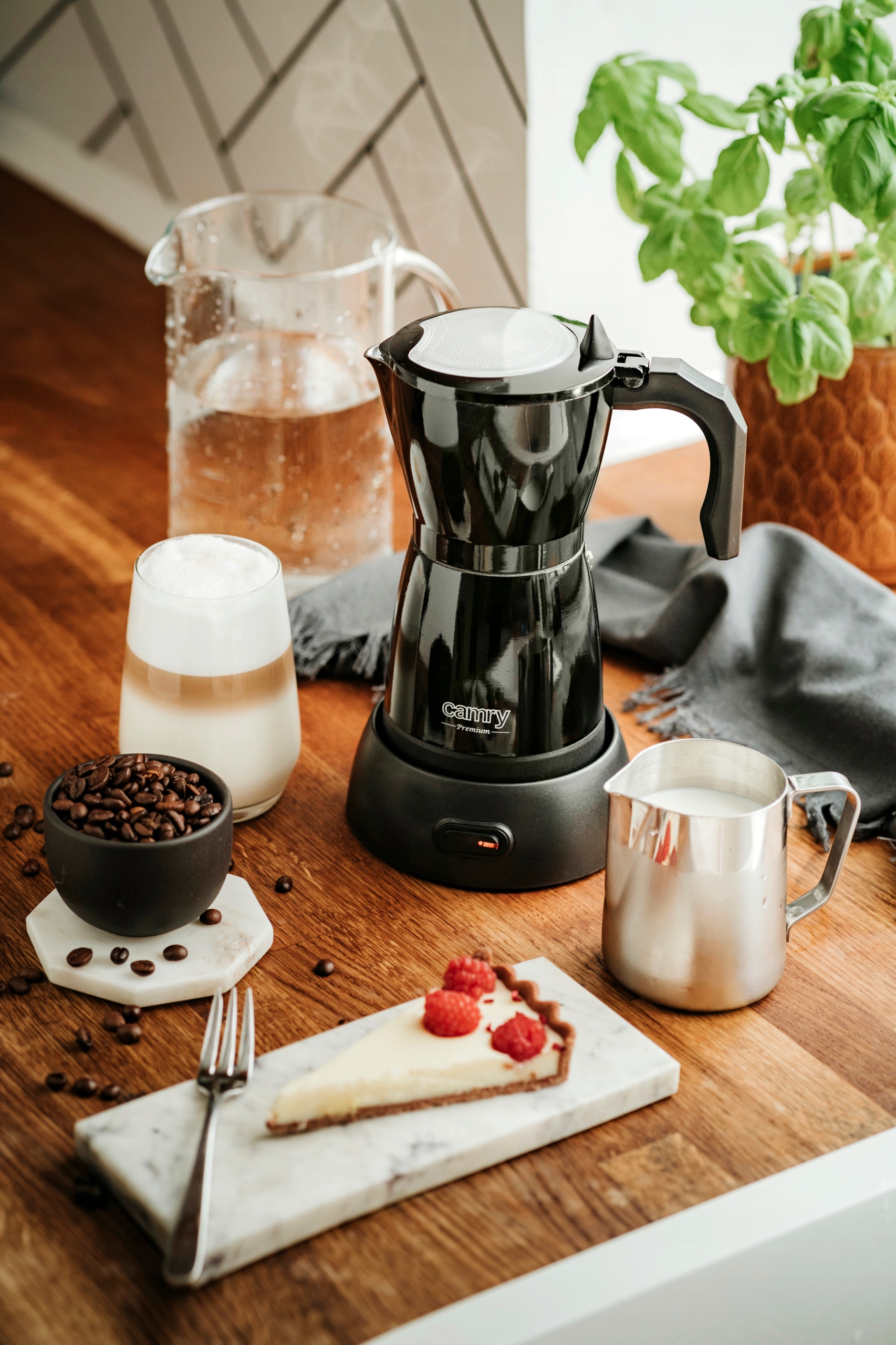 Kawiarka elektryczna Moka Camry CR 4415B Możliwość używania na indukcji nie