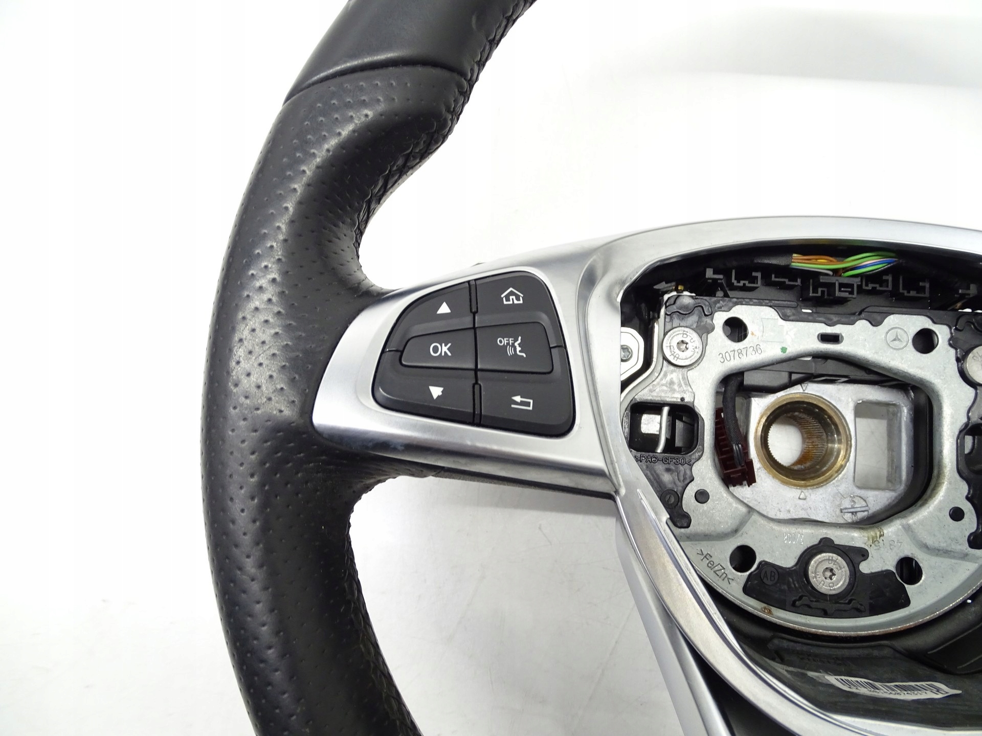 lenkrad MULTIFUNKCJA Leder AMG MERCEDES C W205 A0004603703