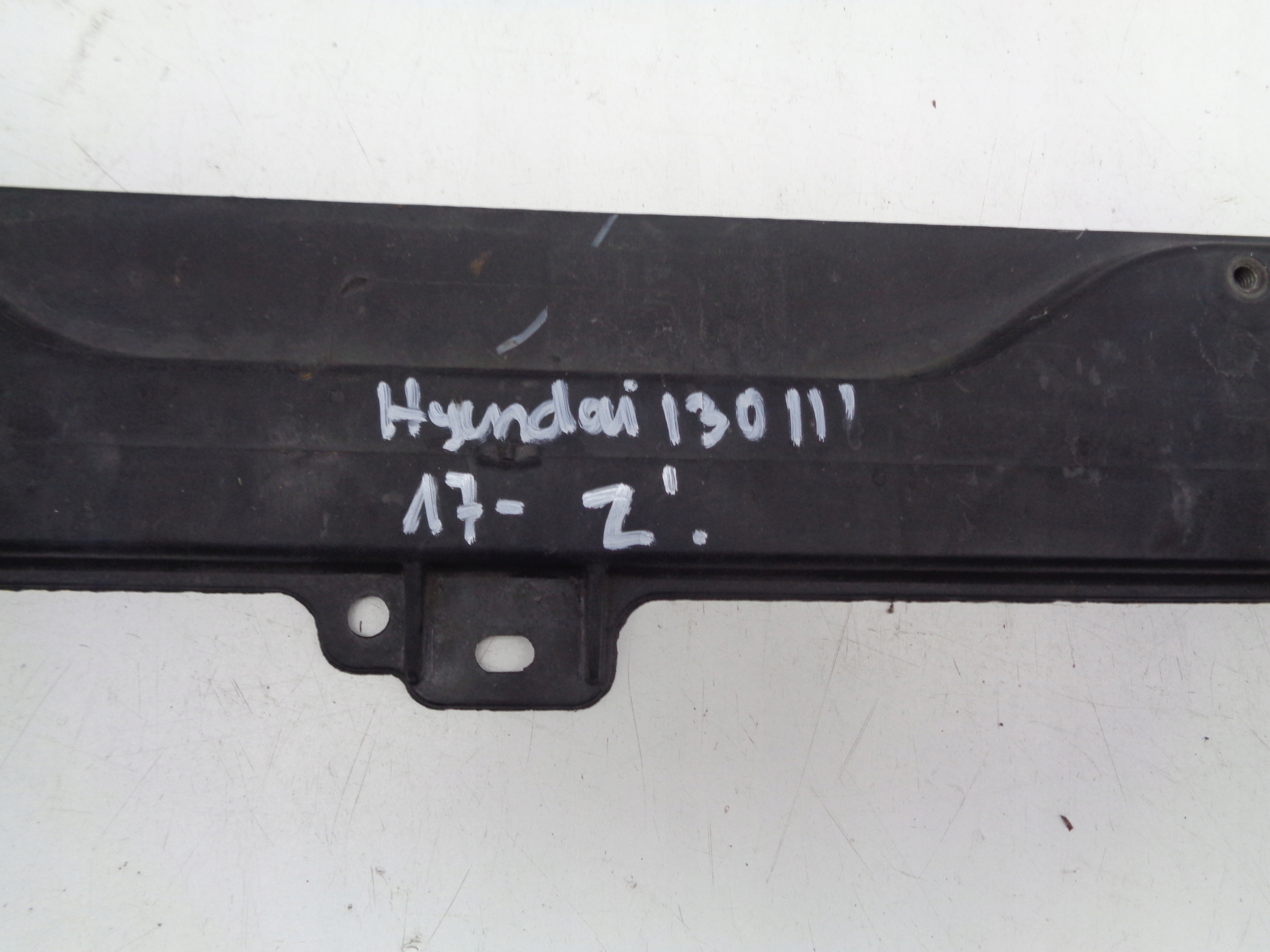 bar, wall front HYUNDAI I30 III 17