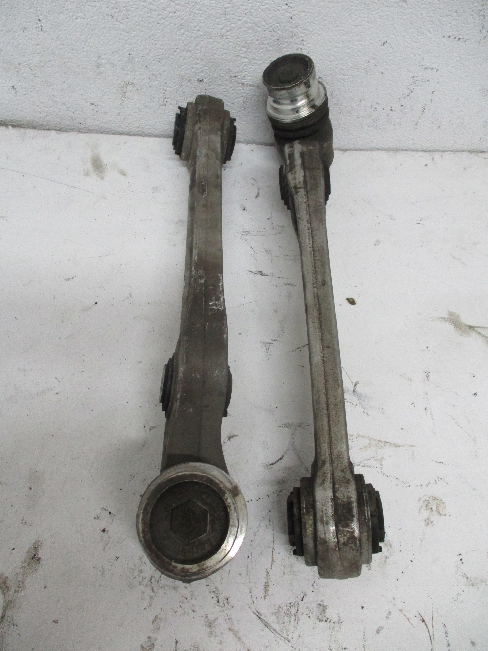 arm PORSCHE CAYENNE 9Y0 3,0TFSI 22R right left front front