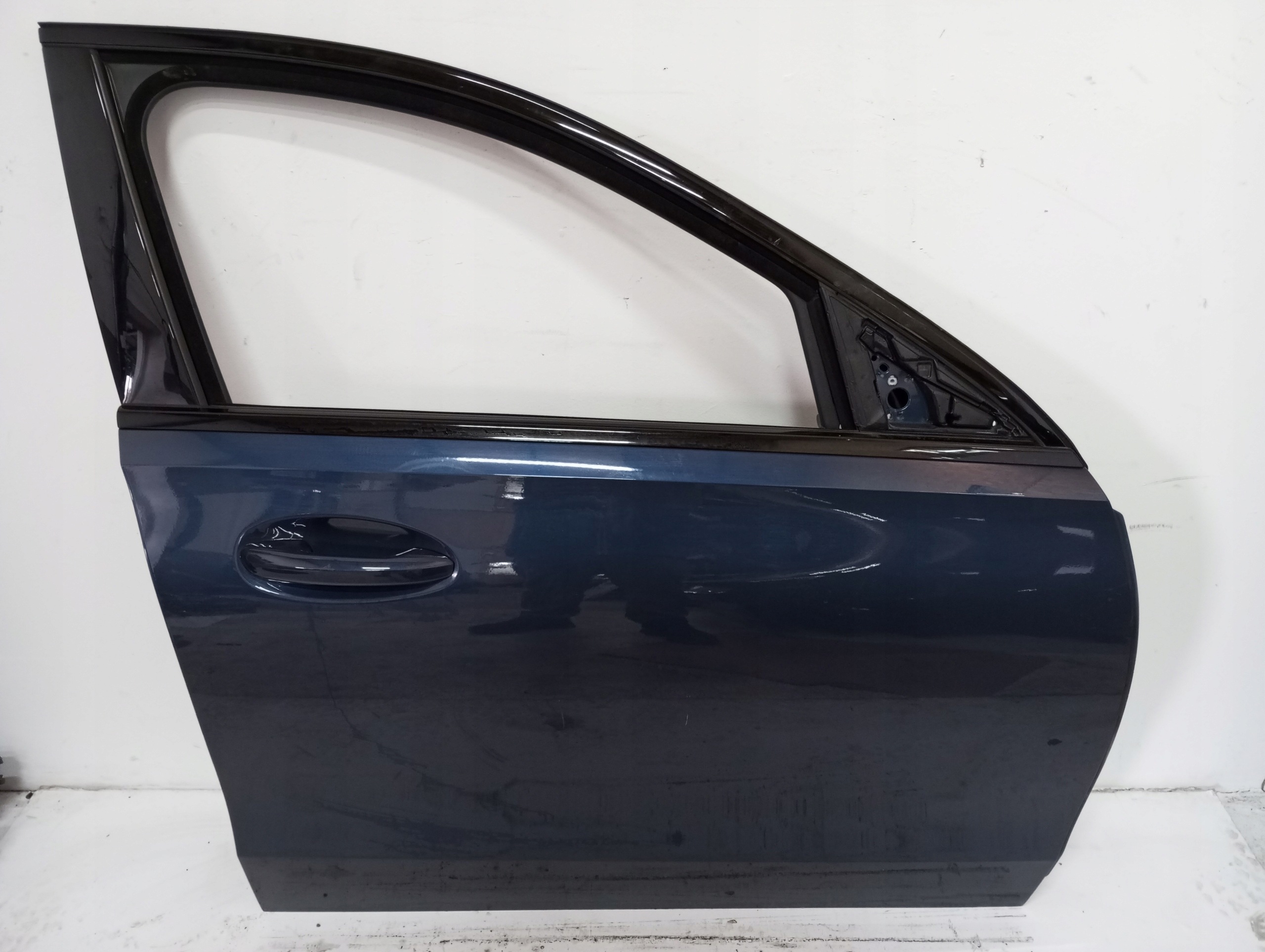 door Mercedes C Klasa W206 right front 2024 rok