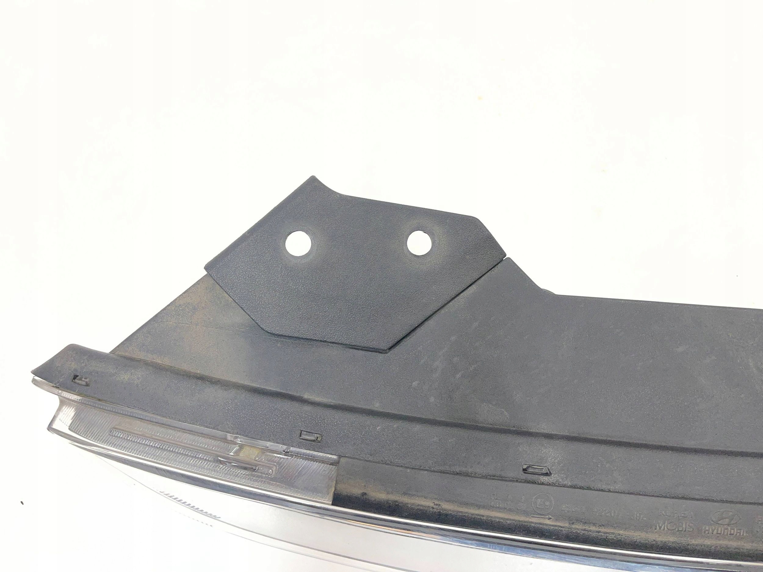 REFLEKTOR light left left Hyundai Kona and 17