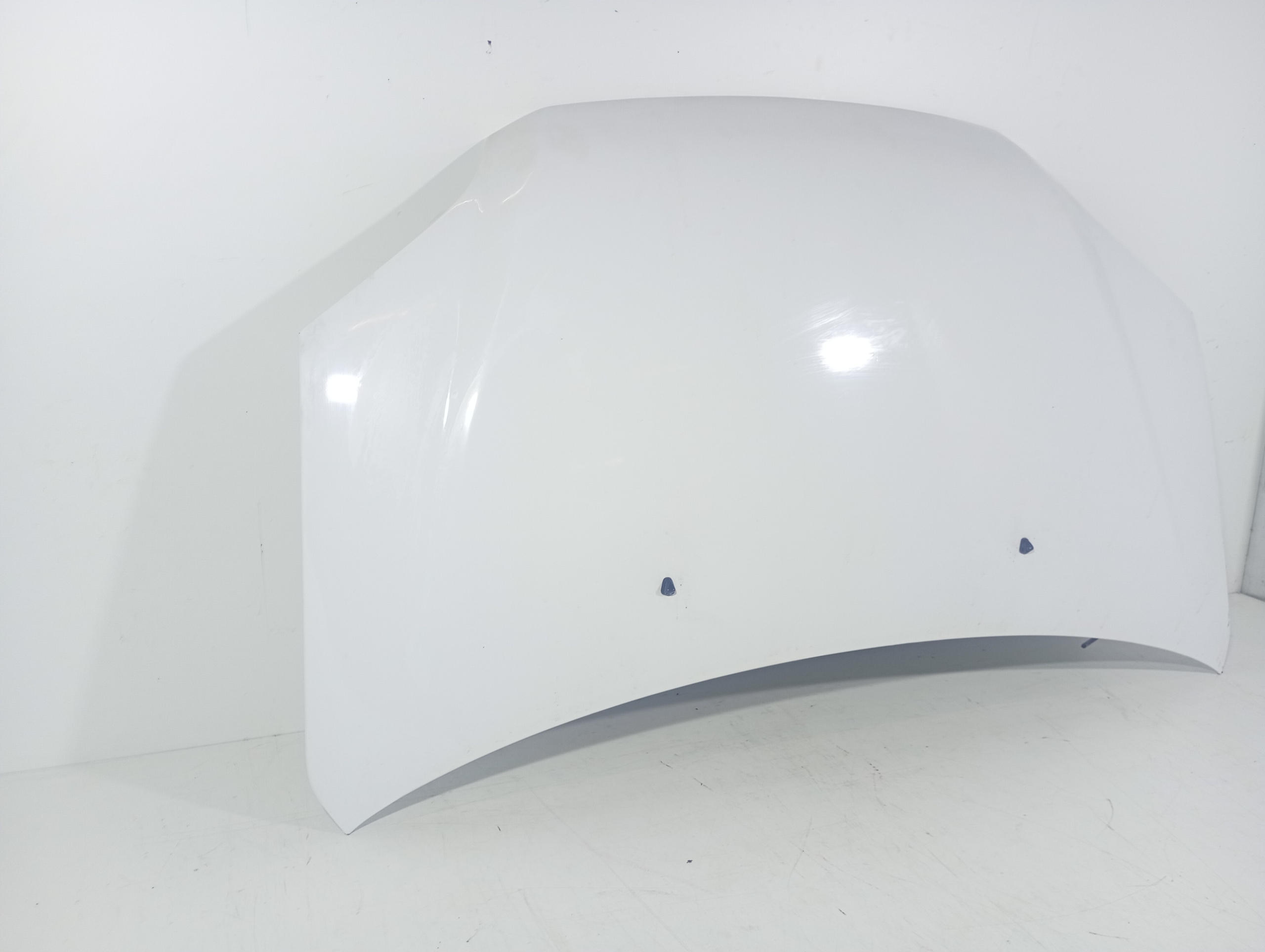 Suzuki IGNIS 00-06 Cofano kod lakieru 26U