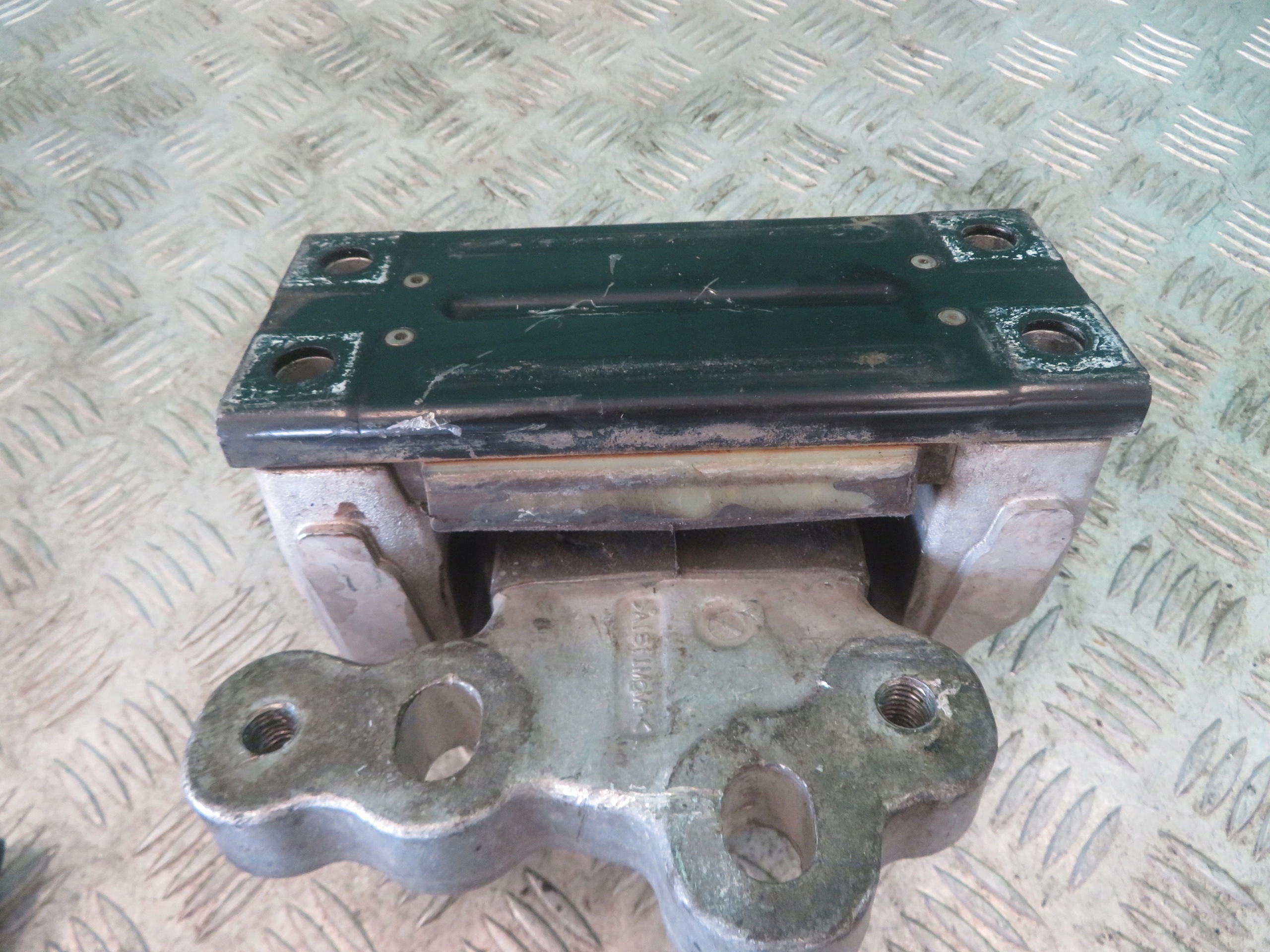 holder gearbox mount FORD TRANSIT CUSTOM 19R GK21-7M124-AE