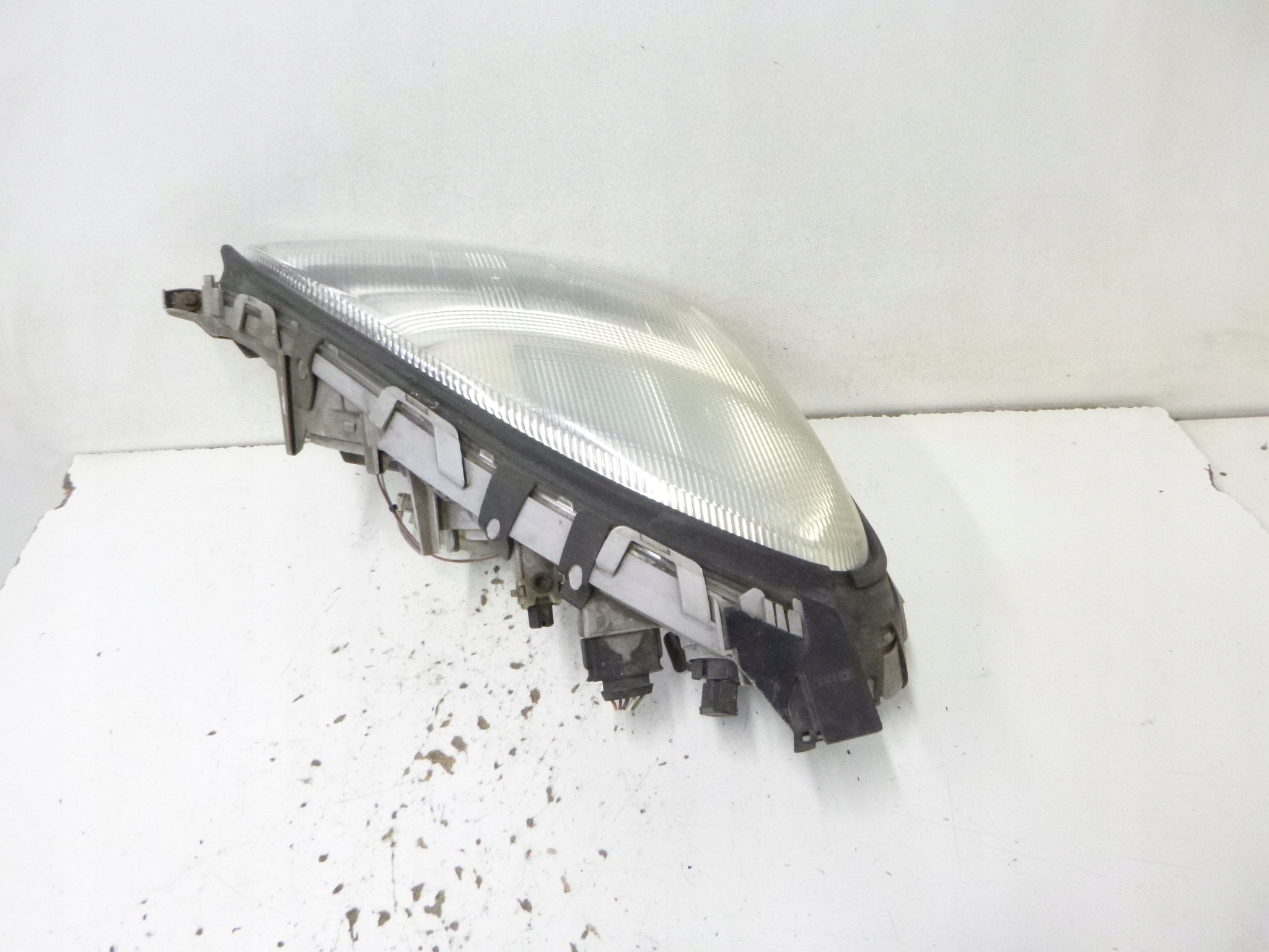 light front right Mercedes W168 1998r. 0301152202