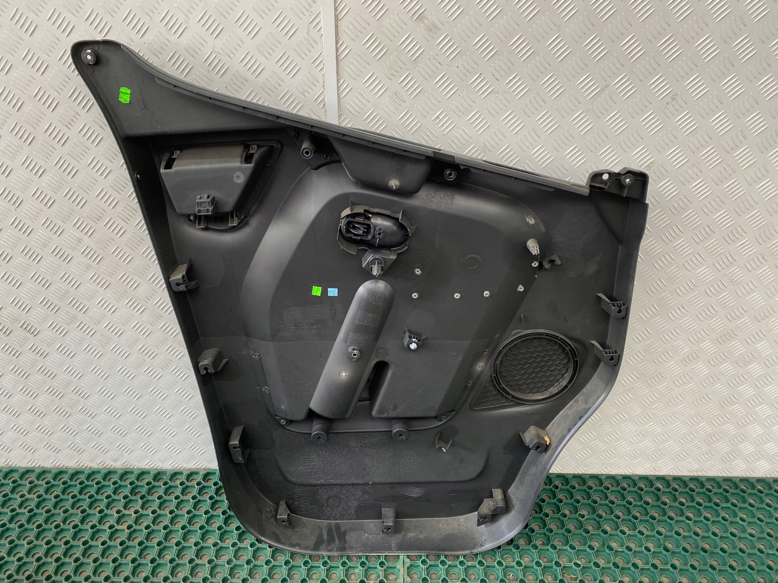 RENAULT MASTER III 10-18 side door front right upholstery 8200729417 OE