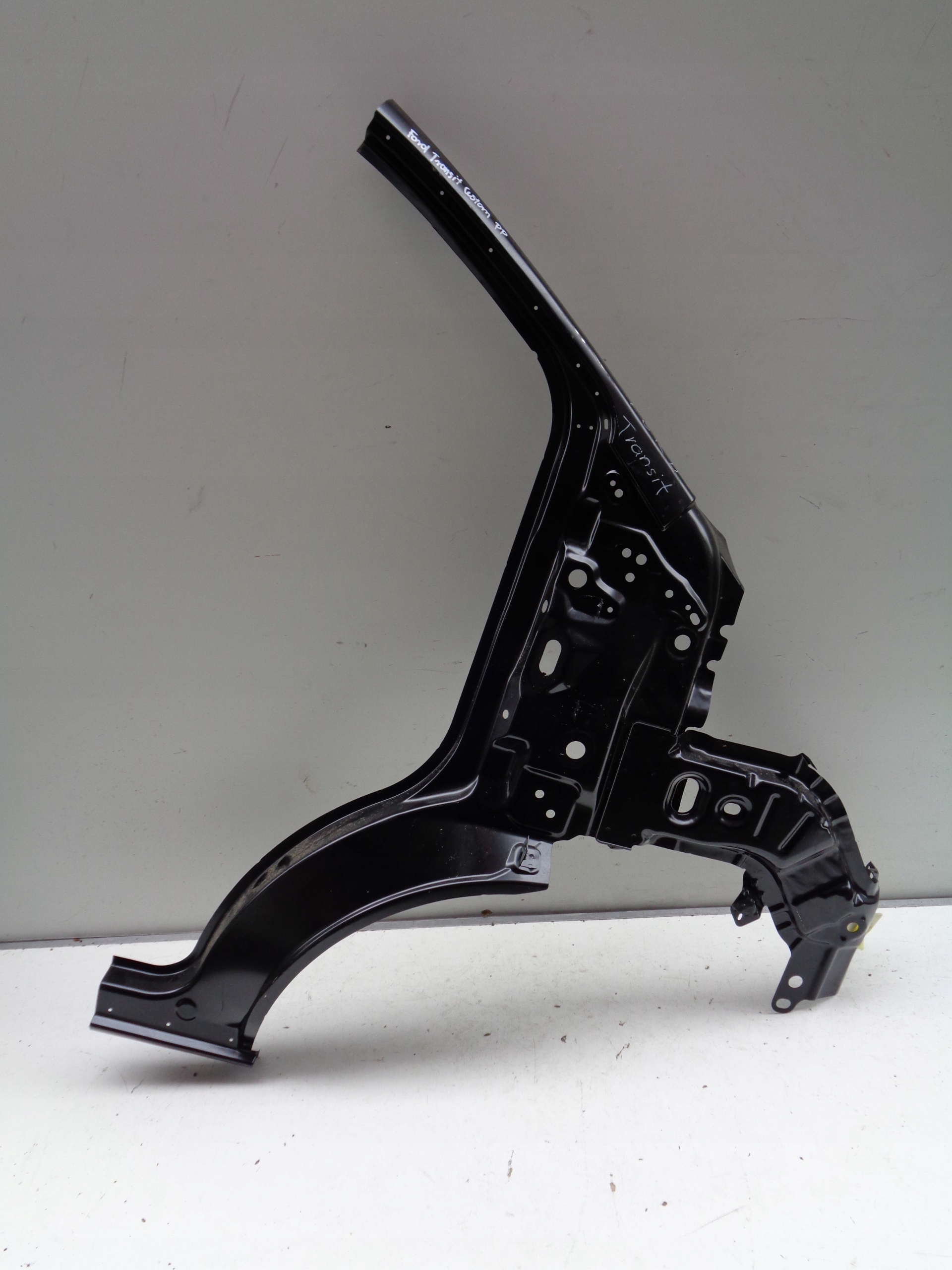 SŁUPEK PRAWY PRZEDNI PRÓG FORD TRANSIT CUSTOM 13-