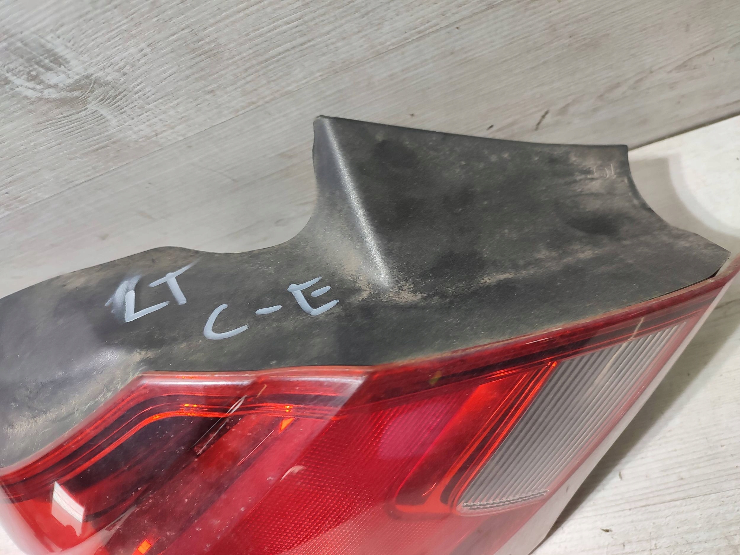 Opel Corsa E 2018 heck Seite links Licht hinten
