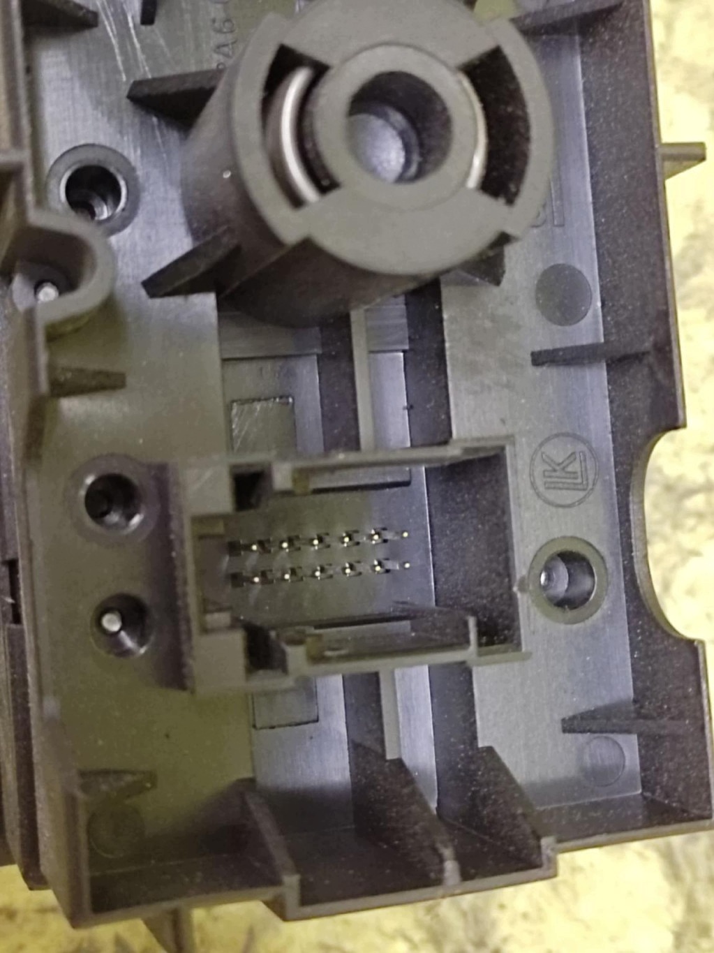 OPEL ASTRA H switch of the lights 13100140ZE