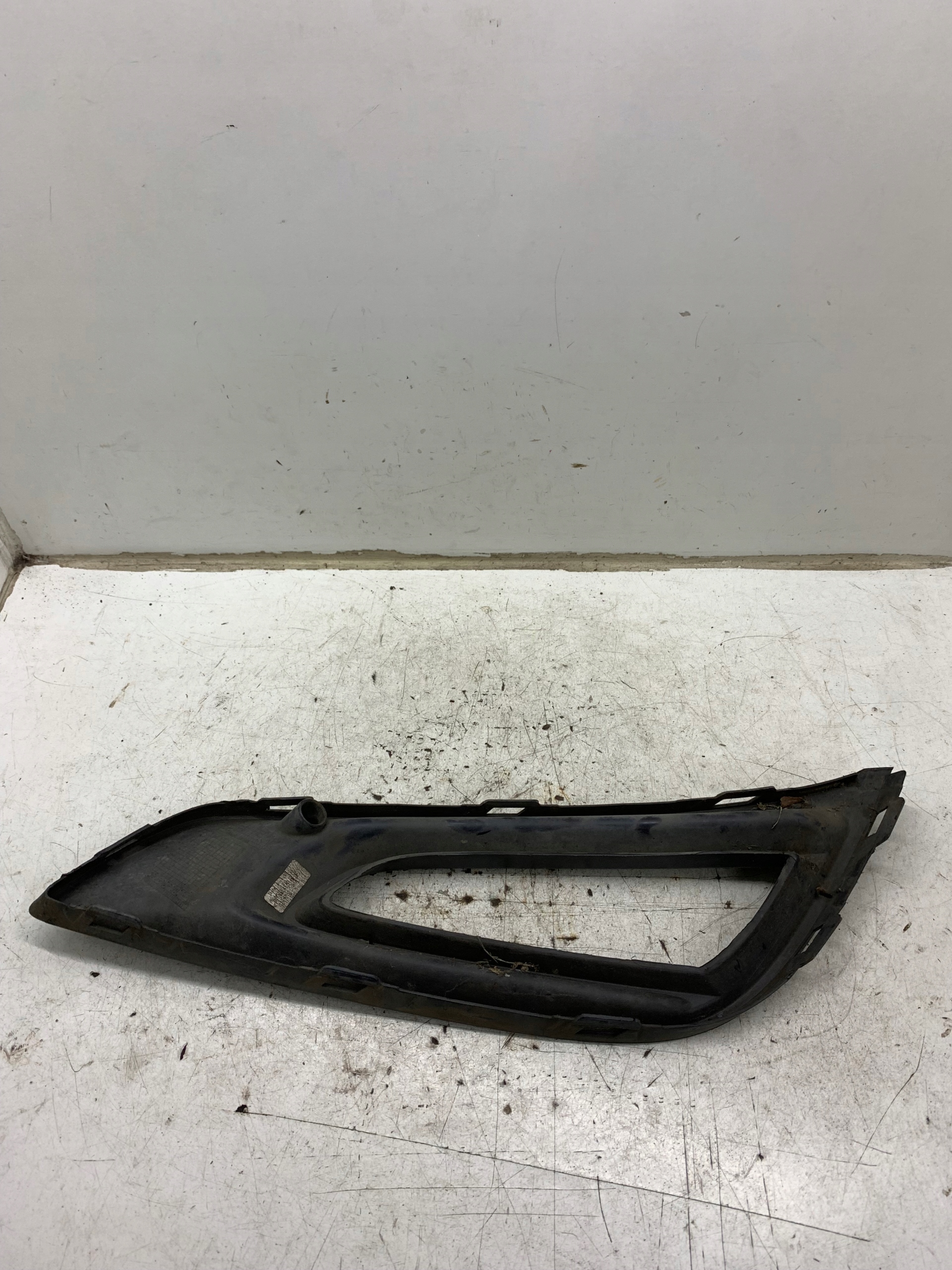 grid of a bumper right front OPEL ASTRA K 15-22