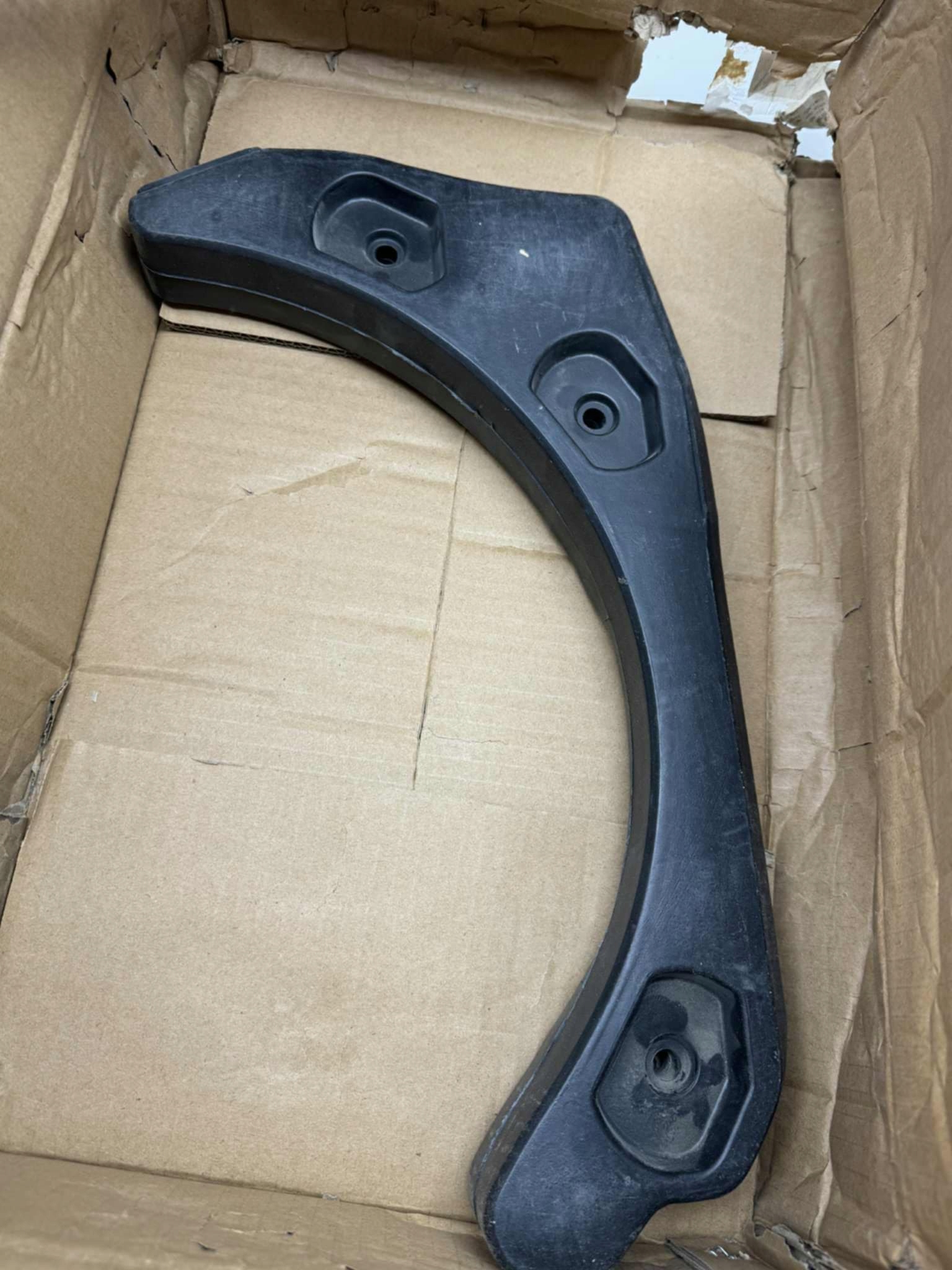 Przeciwwaga przednia-prawa do pralki Samsung (DC67-00818C)