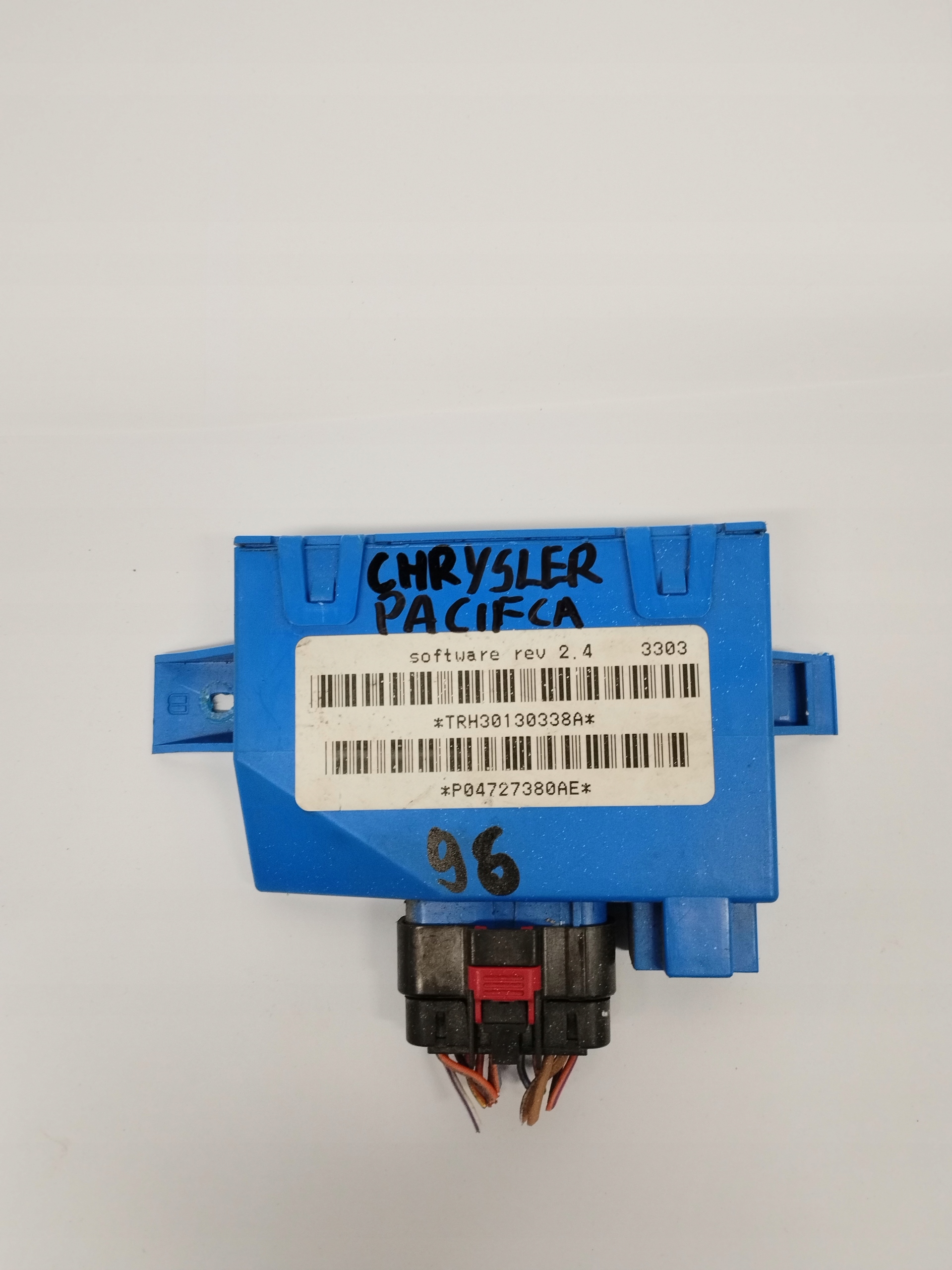 module control unit bonnet boot Chrysler Pacifca P04727380AE