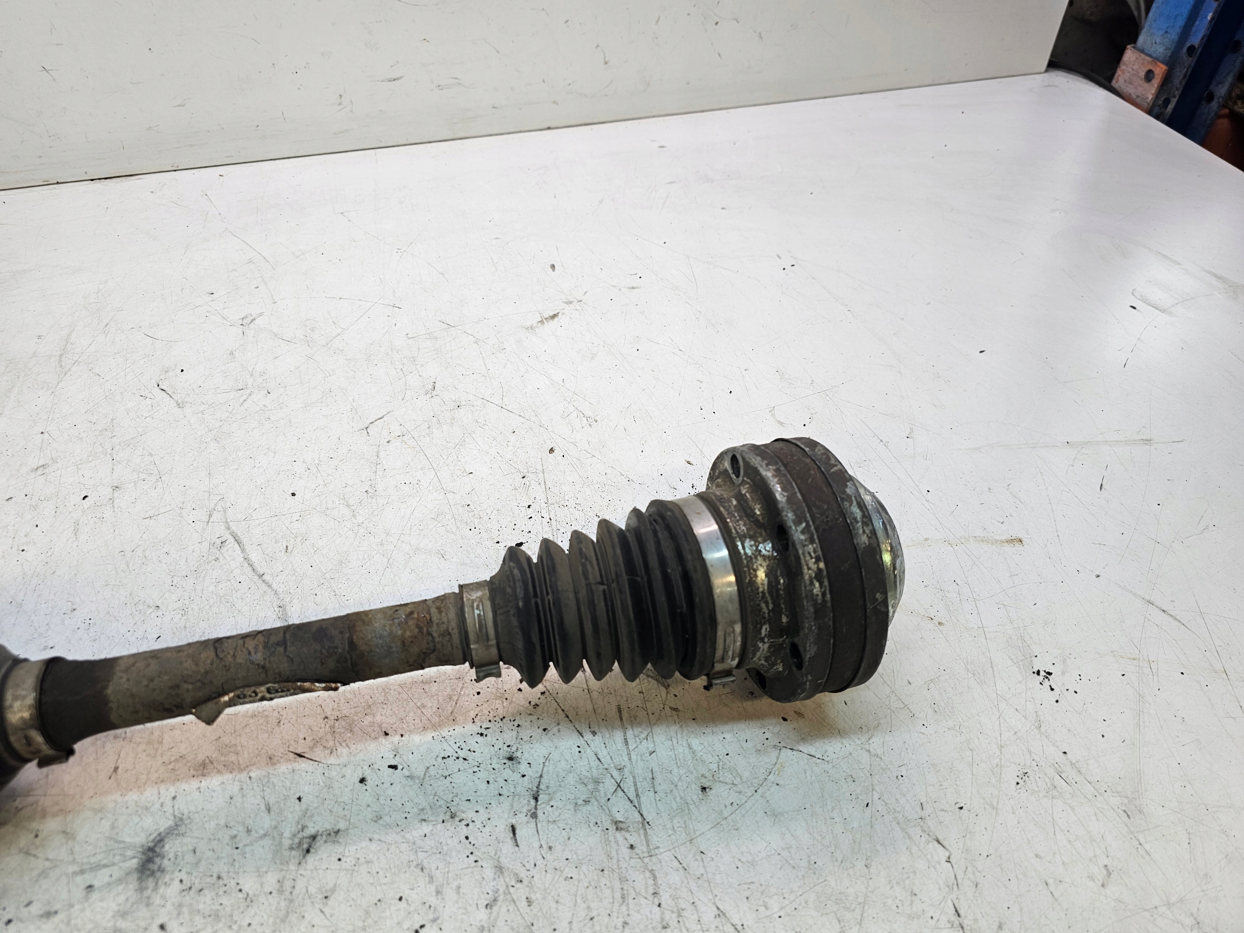 semi-axis left front AUDI Q3 8U 2.0 TDI 5N0407763G