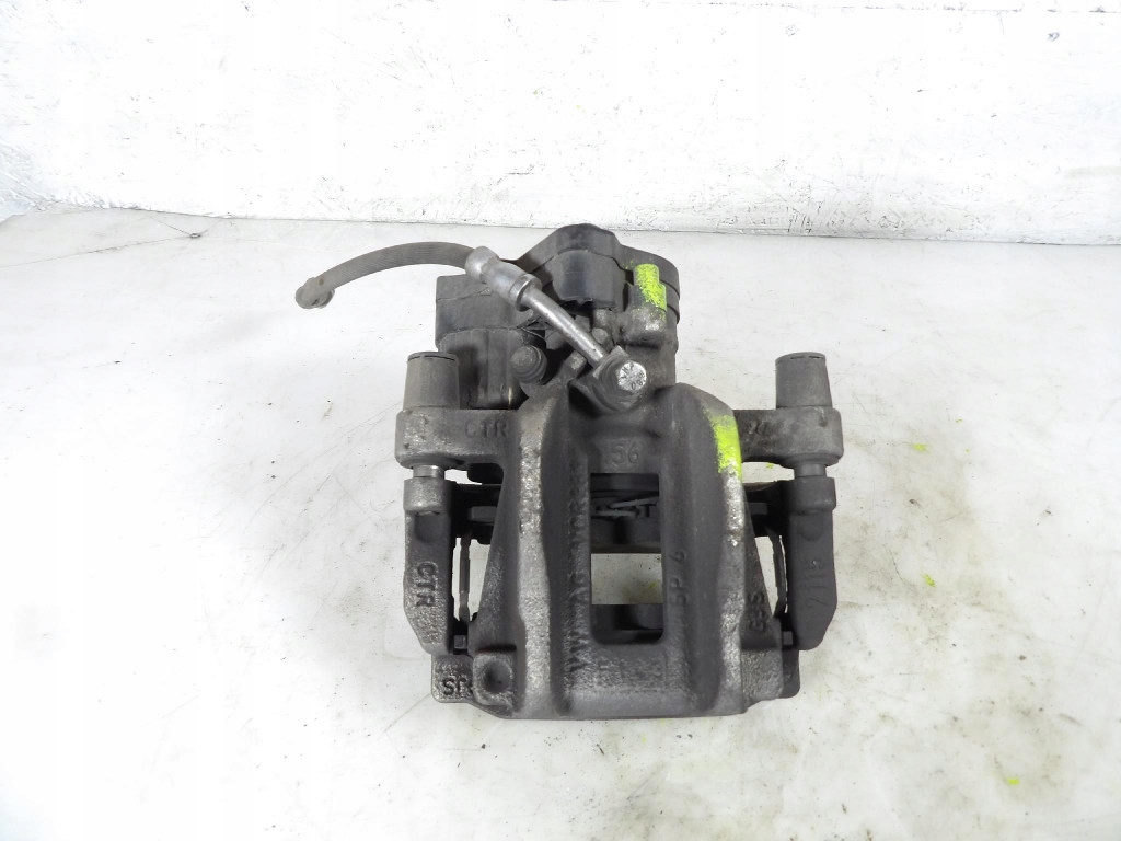 SKODA SUPERB IV 4 2.0TSI caliper brake rear part right