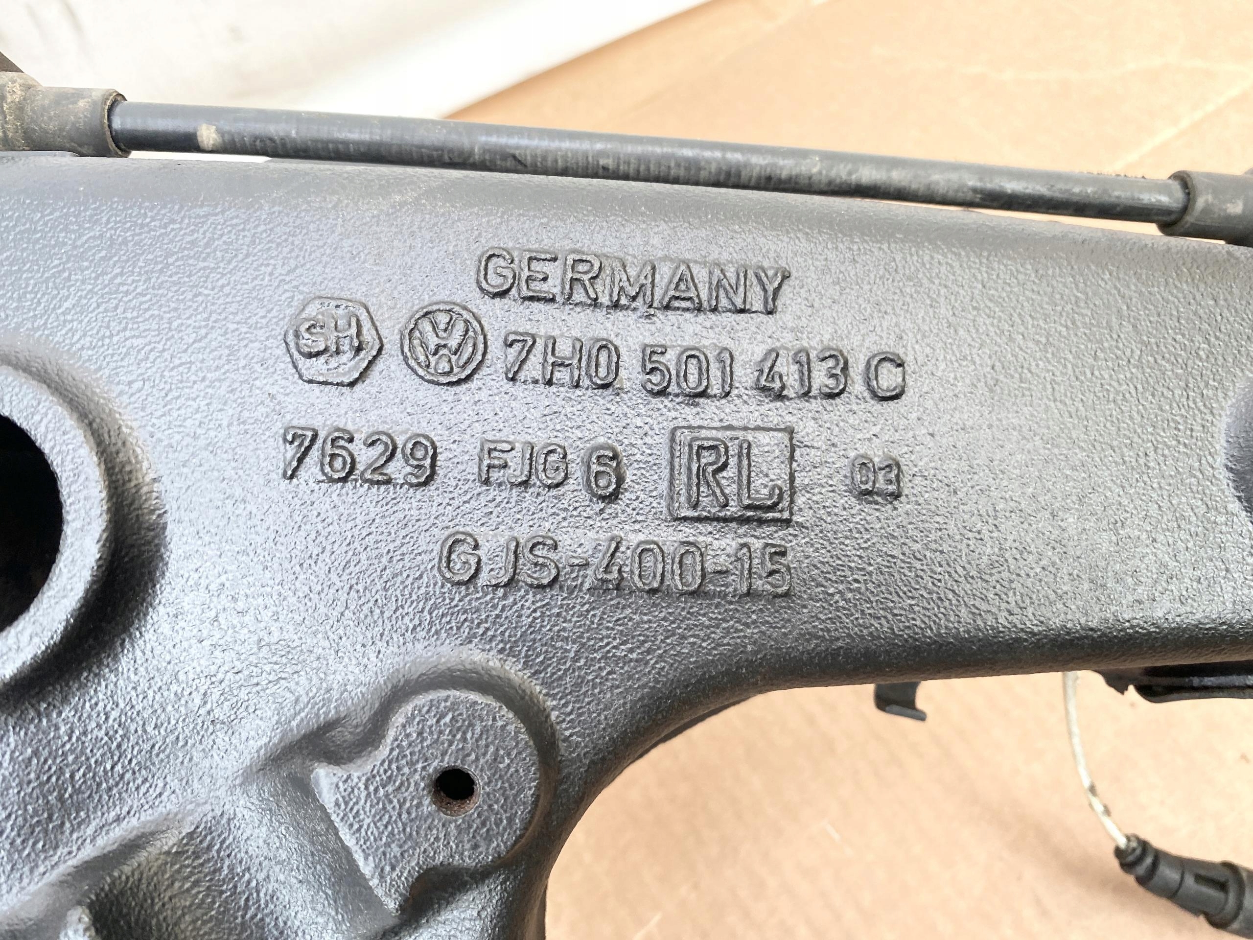 T5 TRANSPORTER MULTIVAN 03- Querlenker KPL. heck links 7H0501413 Original