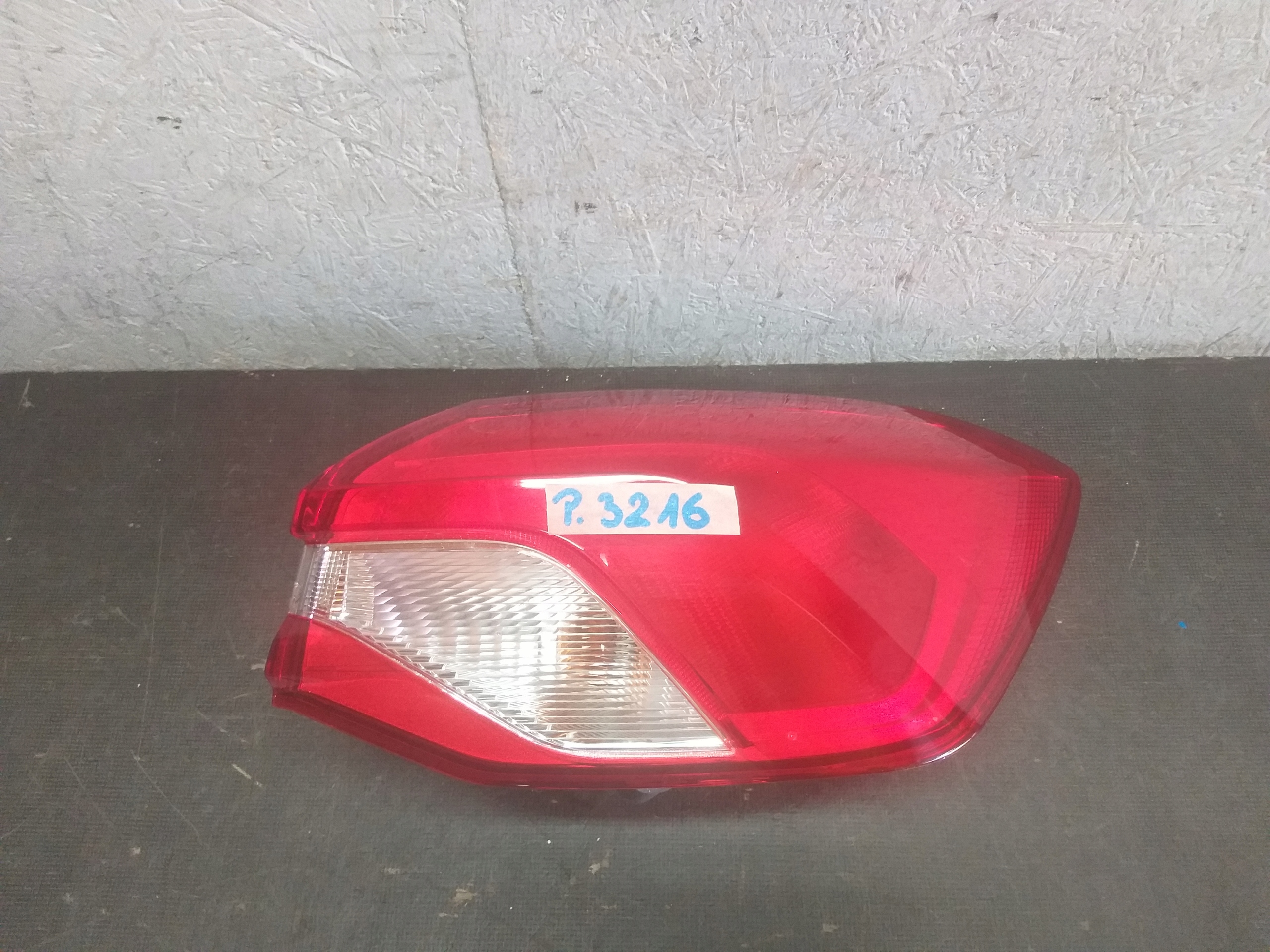 light rear part right FORD FOCUS MK4 HB JX7B-13404-CD