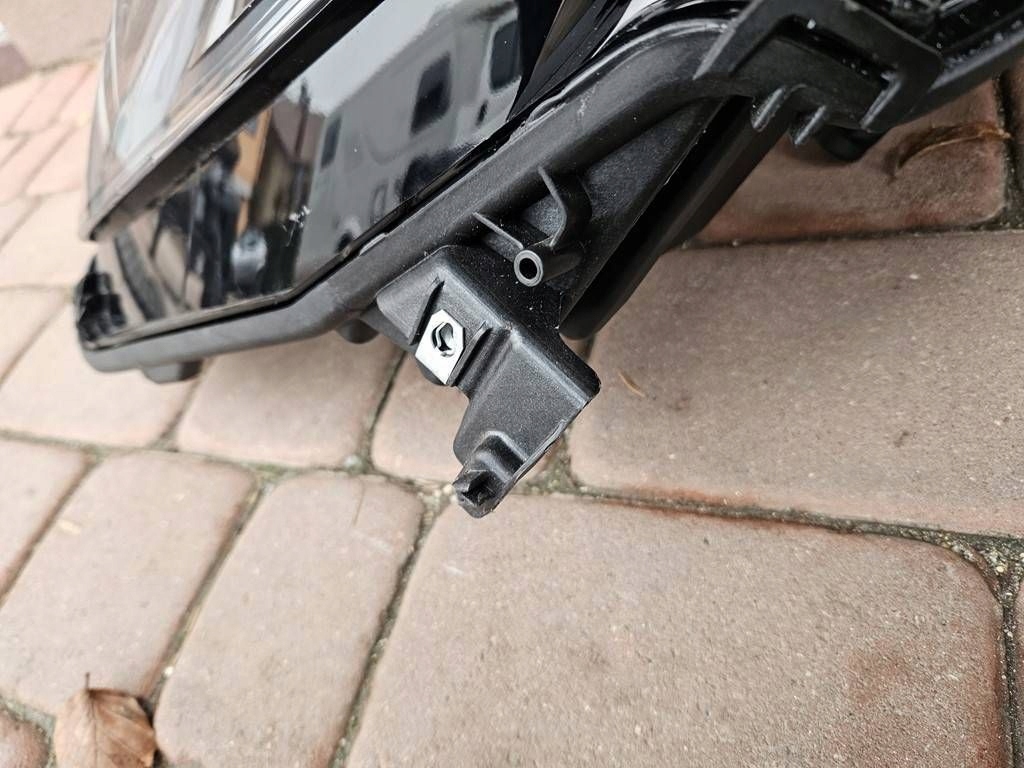 light front front right ANGIELSKA Opel Astra K V 5
