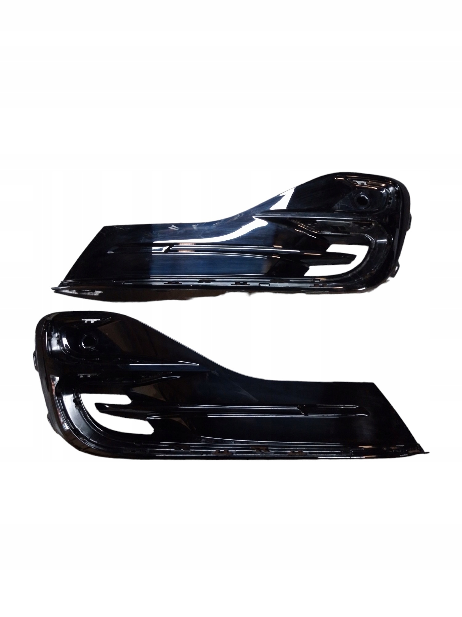 NX7B-15A298-EA NX7B-15A299-EA - КРЫШКА БАМПЕРА ЛЕВАЯ ПРАВАЯ FORD FOCUS MK4 LIFT