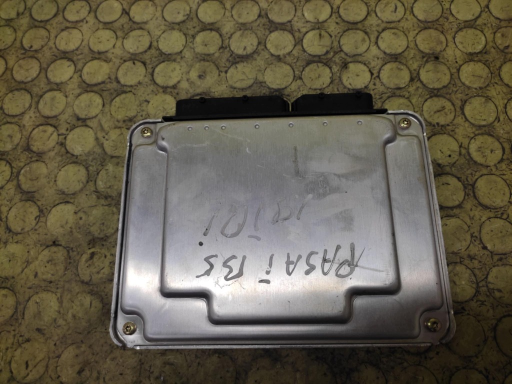 VW PASSAT B5 1.9 TDI control unit of the engine 0281010941