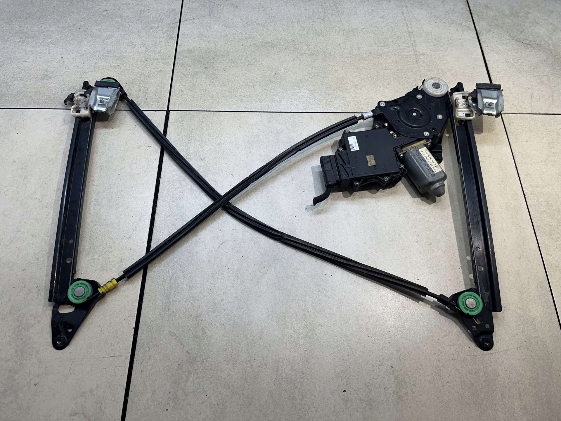 window regulator right rear part GALAXY 1.9 TDI FL TR37M3959812