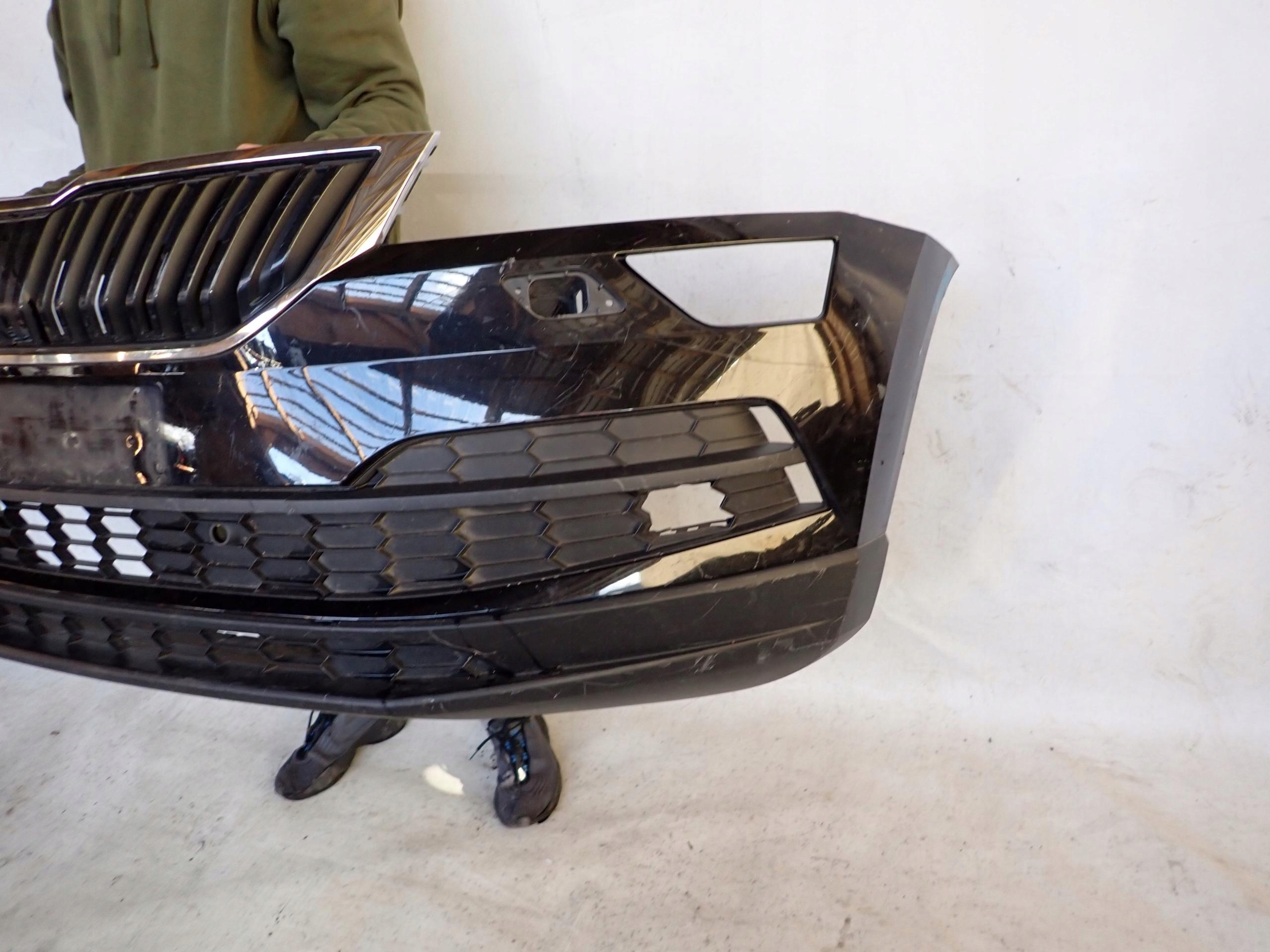SKODA KAROQ 17- bumper front front SPR PDC