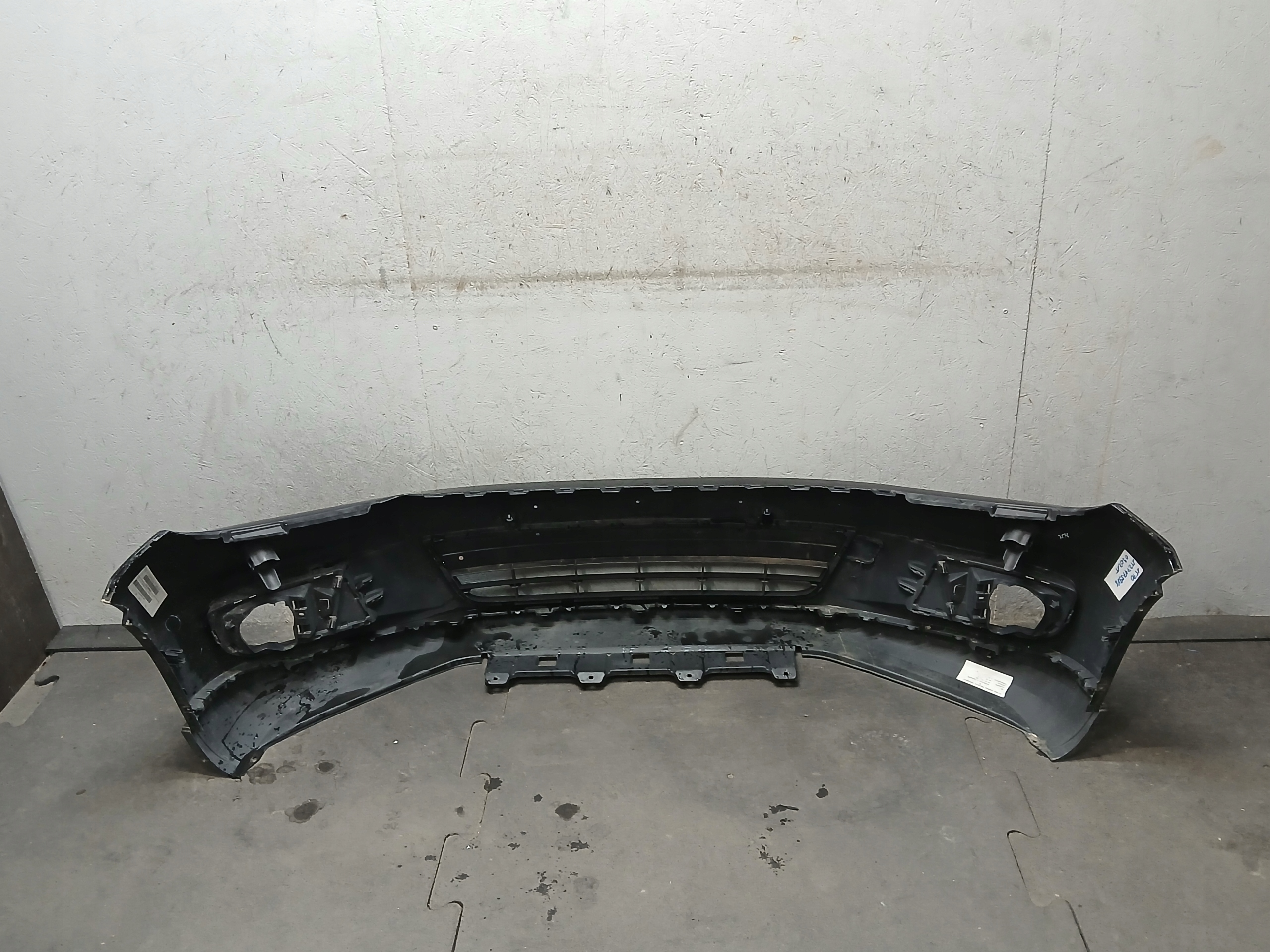 bumper front VW TIGUAN and 1 LIFT 10-15 5N0