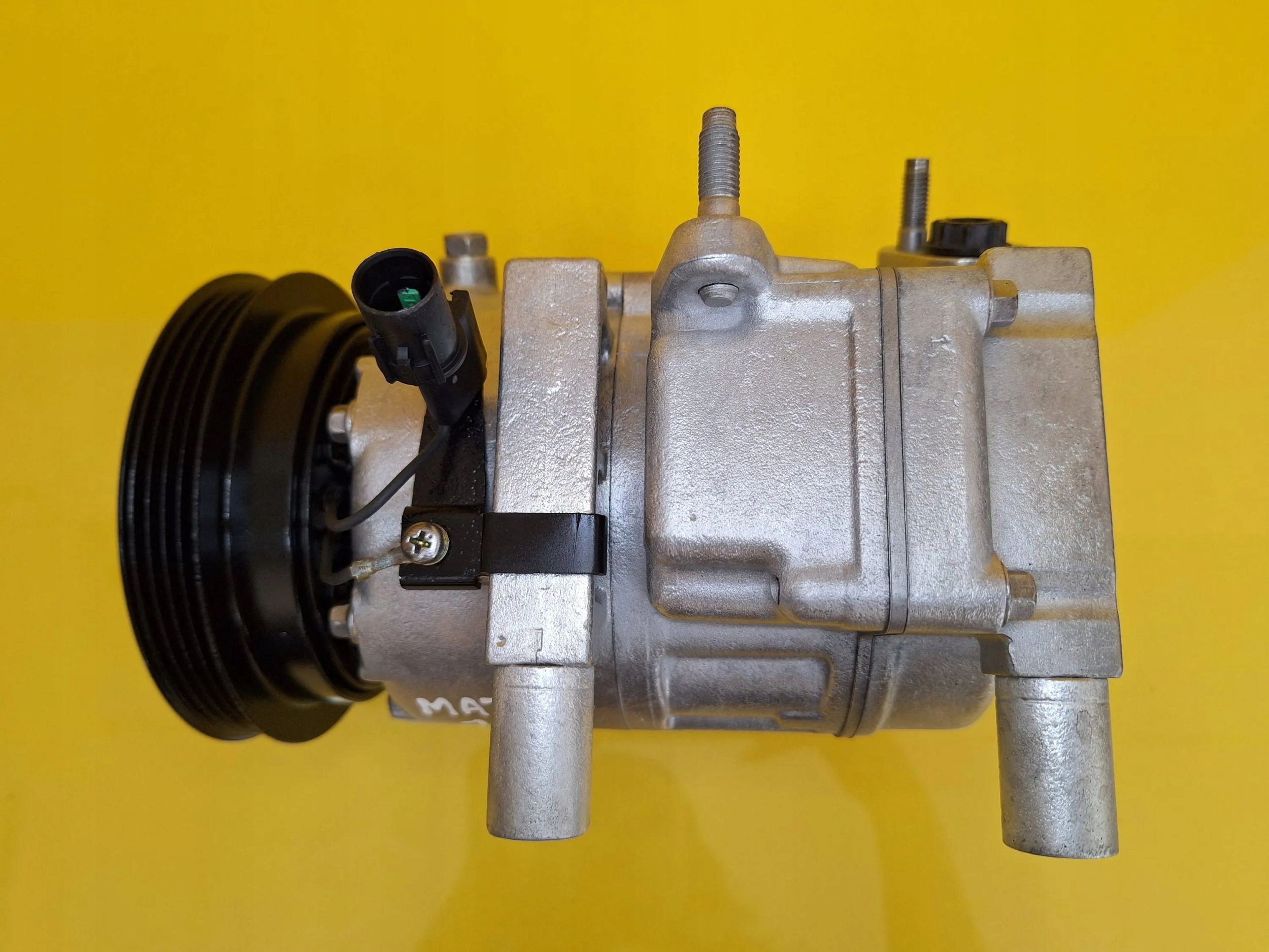 компрессор кондиционера Hyundai 1.6 b NR58