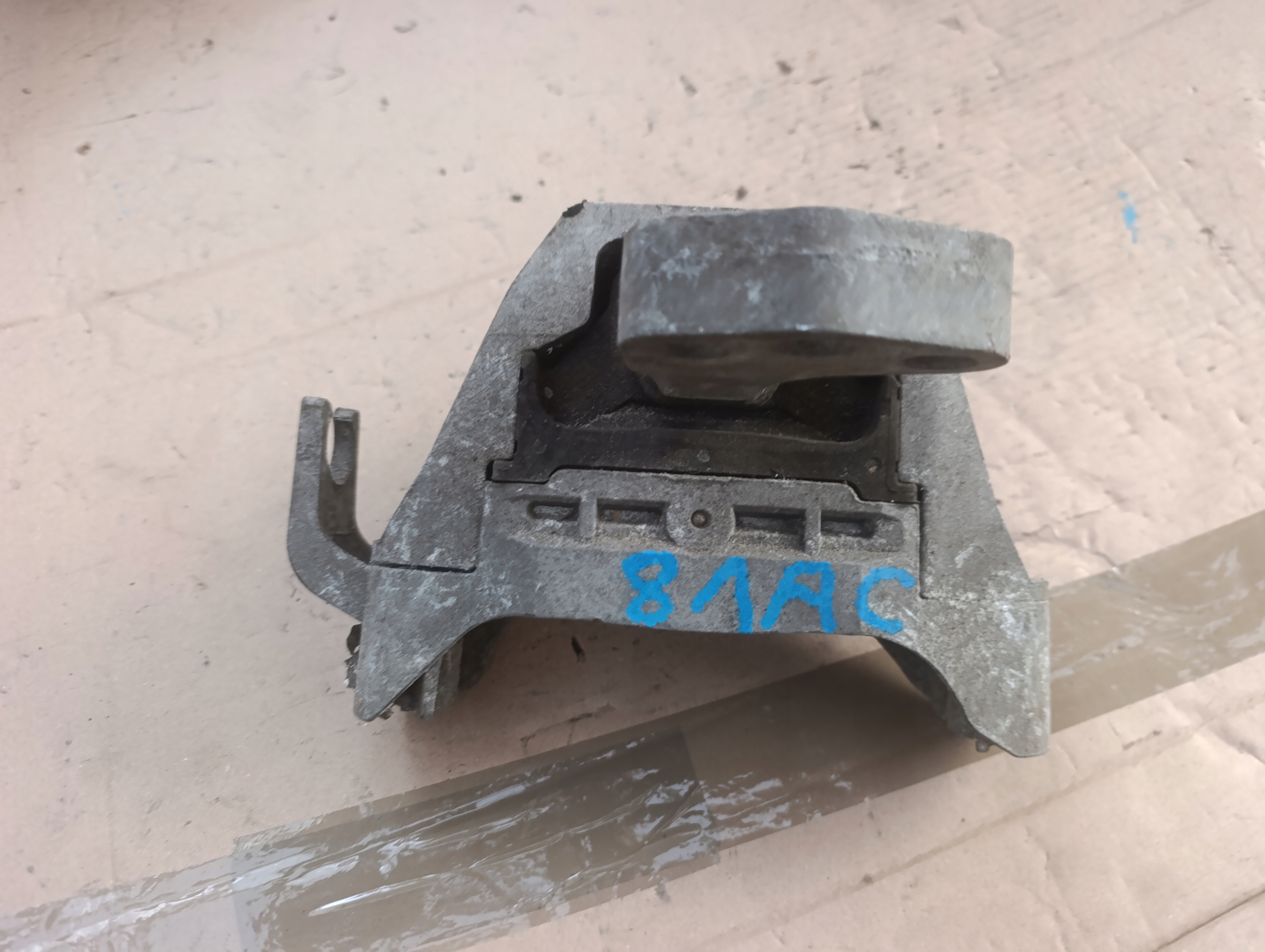 13248471 engine mount holder OPEL ASTRA J 1.4