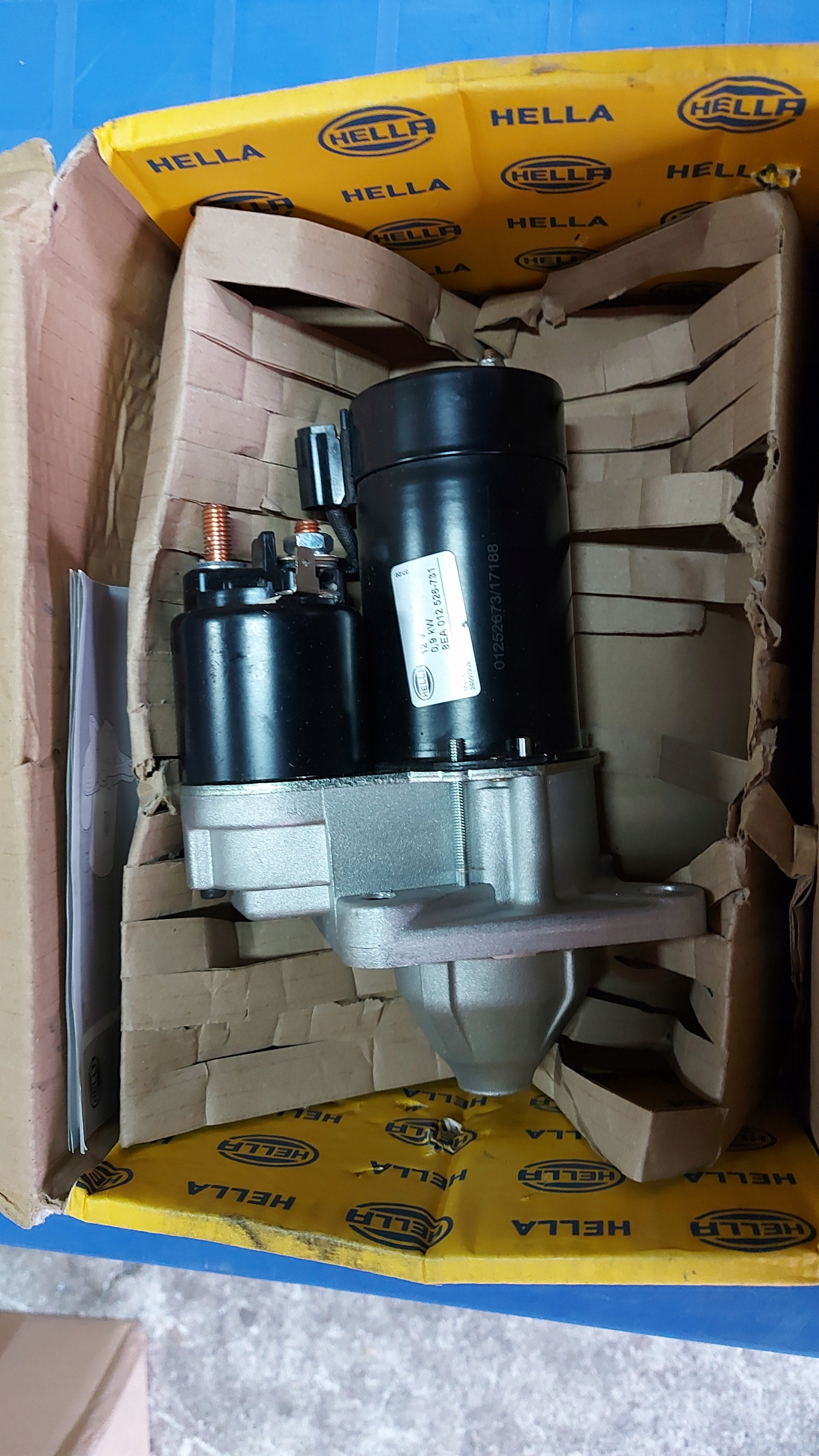 HELLA СТАРТЕР KIA CARENS II PRIDE RIO SHUMA