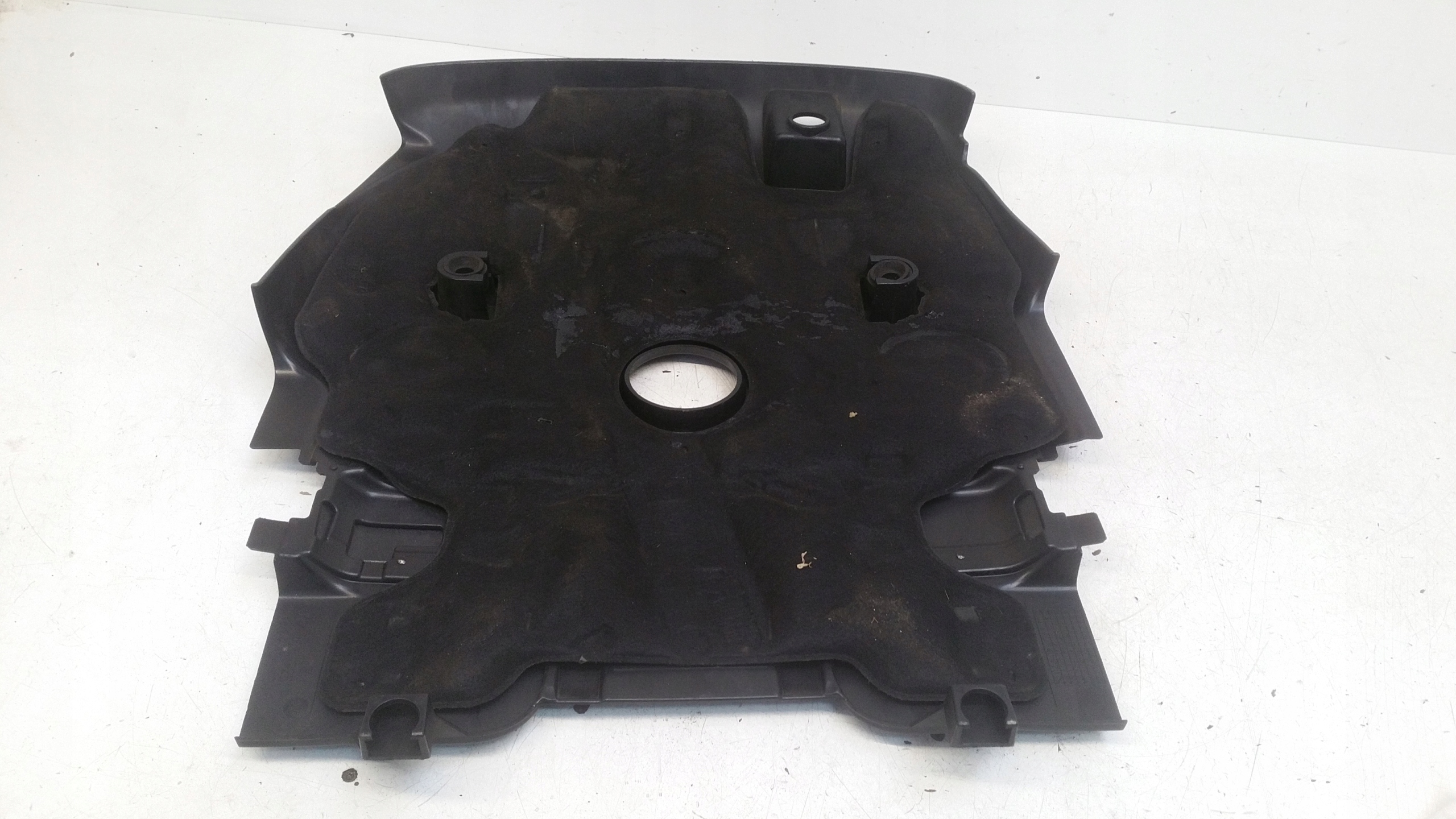 engine housing cover 072103935K VW Touareg