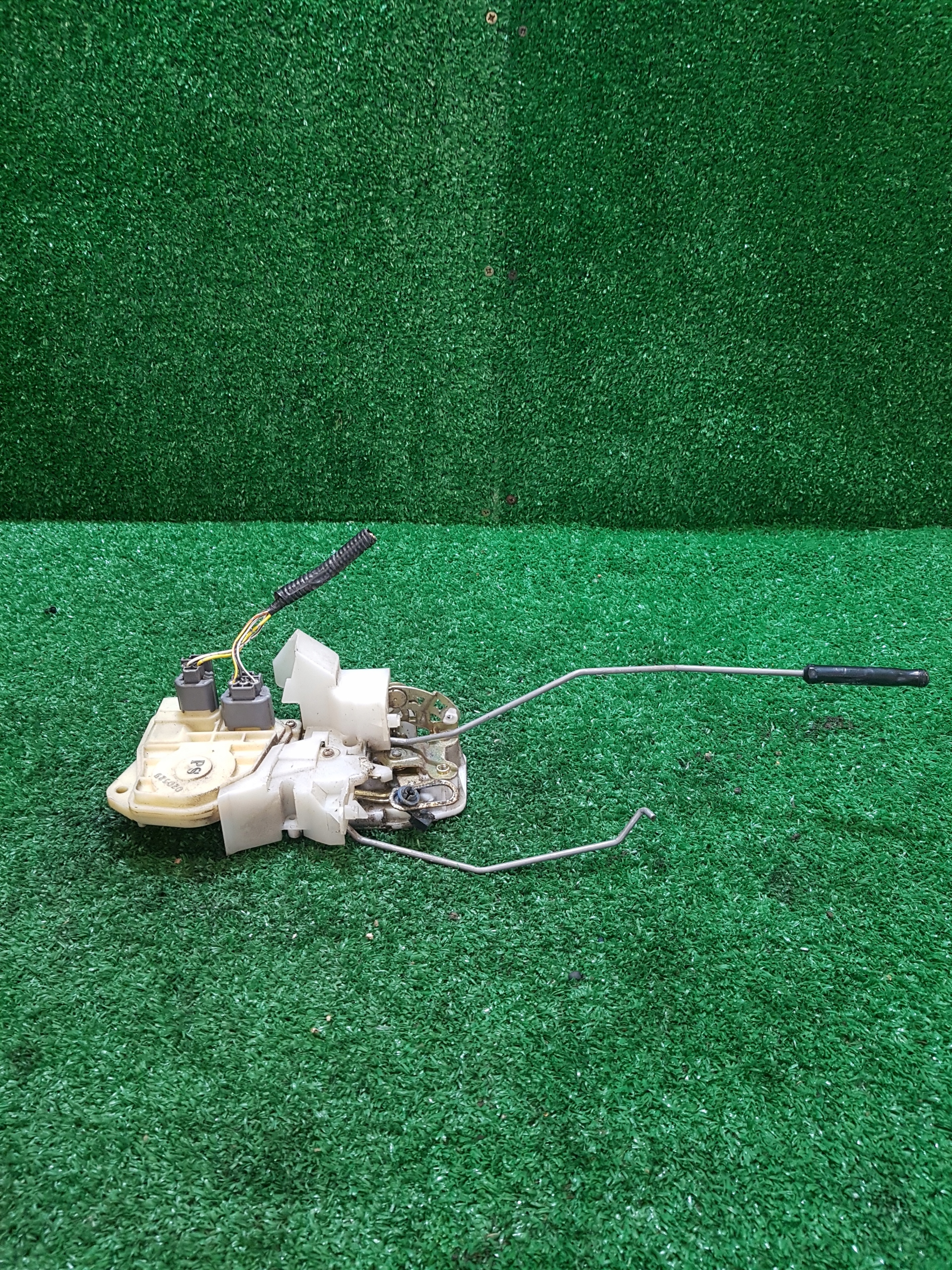 lock door left front HONDA JAZZ 2 3+2 PIN