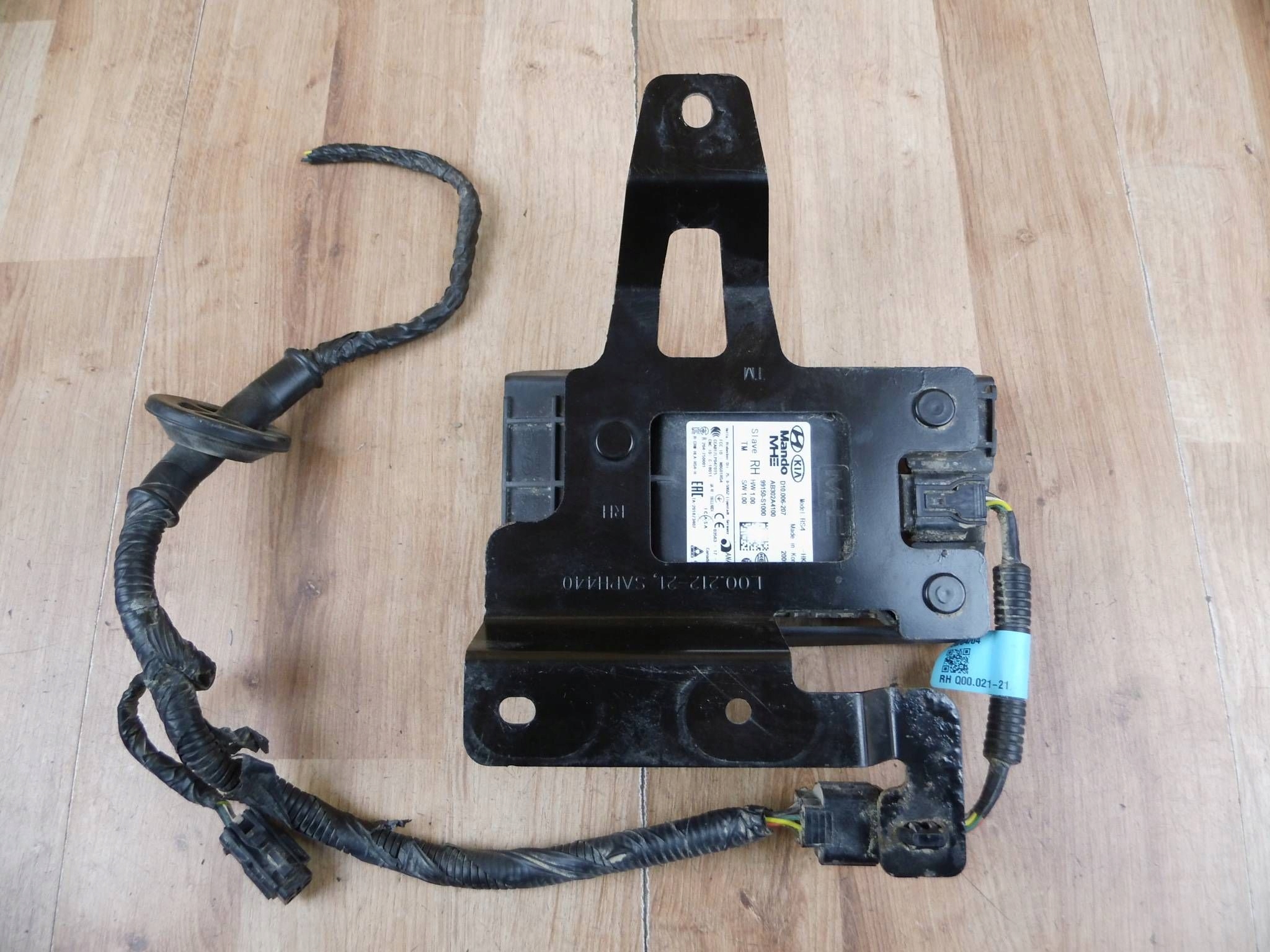 Hyundai Santa Fe IV 2018+ sensor sensor martwego pola punktu right